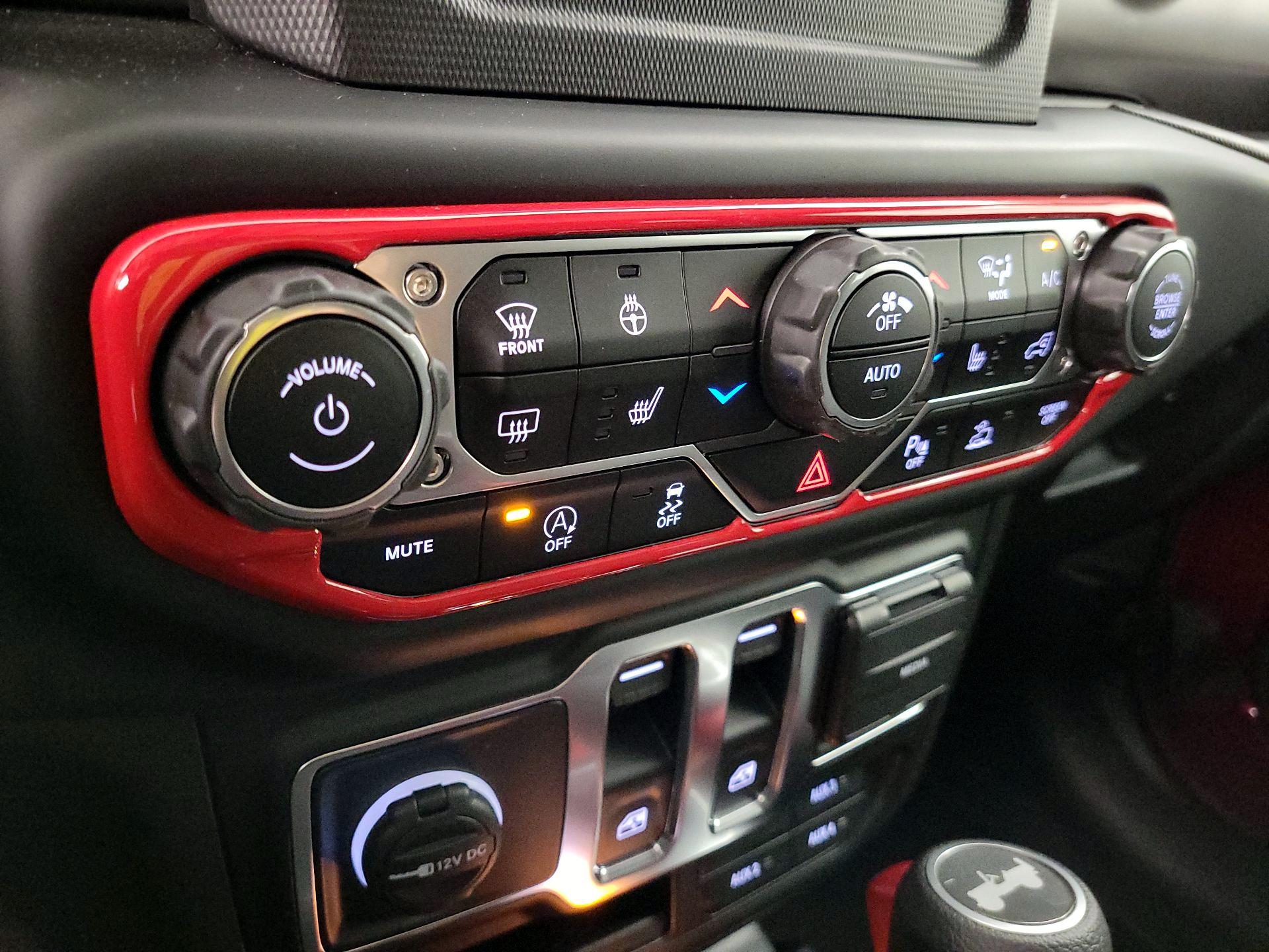 Thumbnail: 2021 Jeep Wrangler - 16