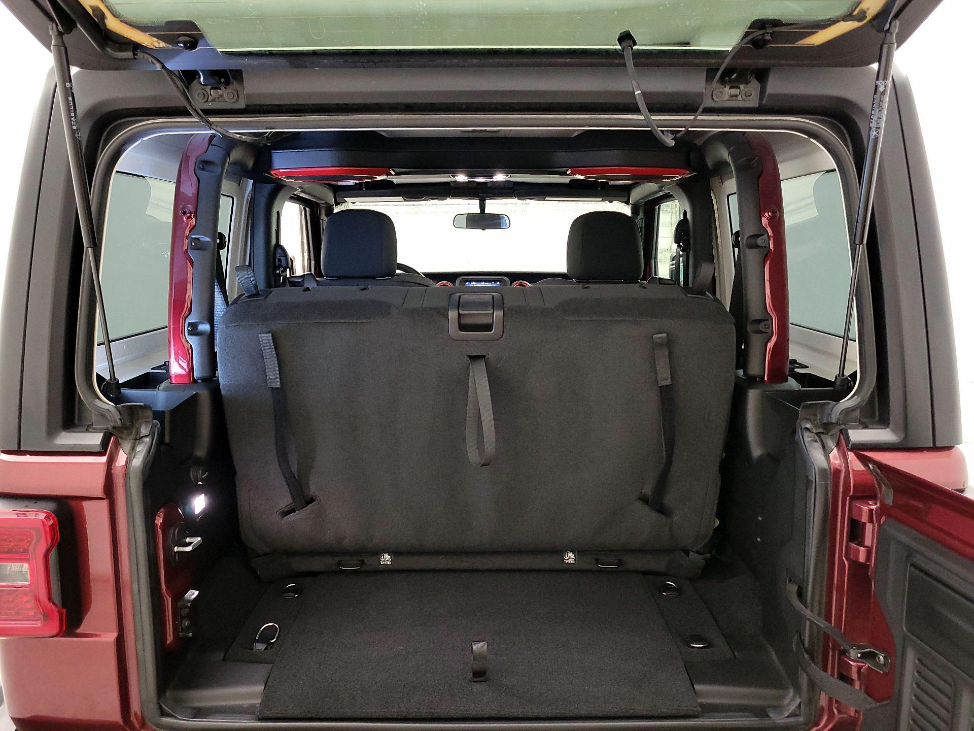 Thumbnail: 2021 Jeep Wrangler - 20