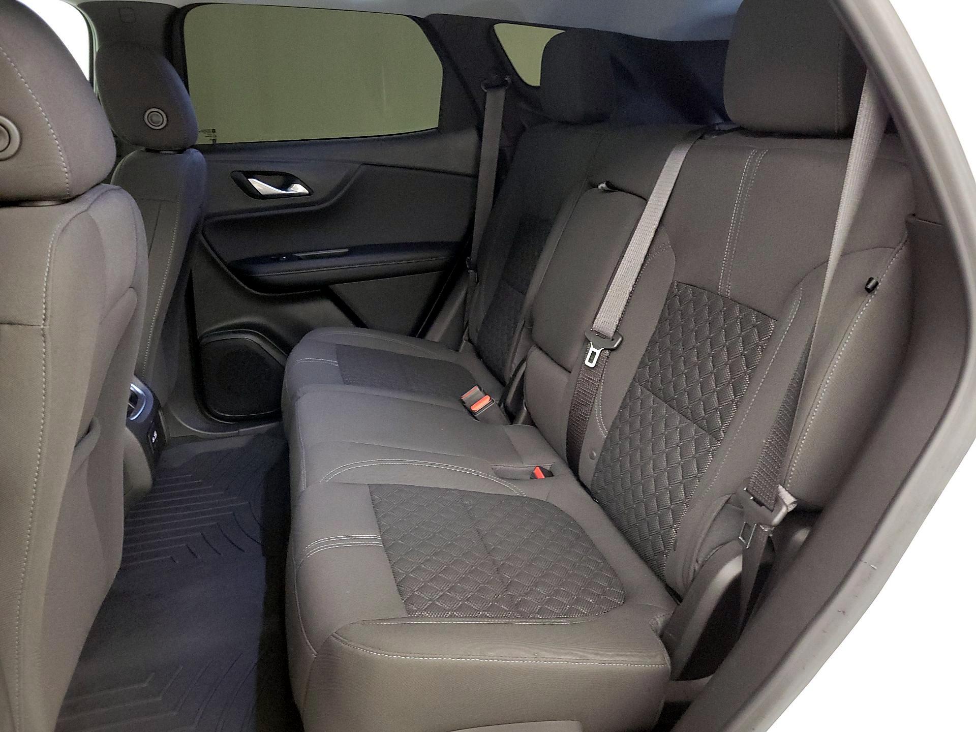 Thumbnail: 2022 Chevrolet Blazer - 18