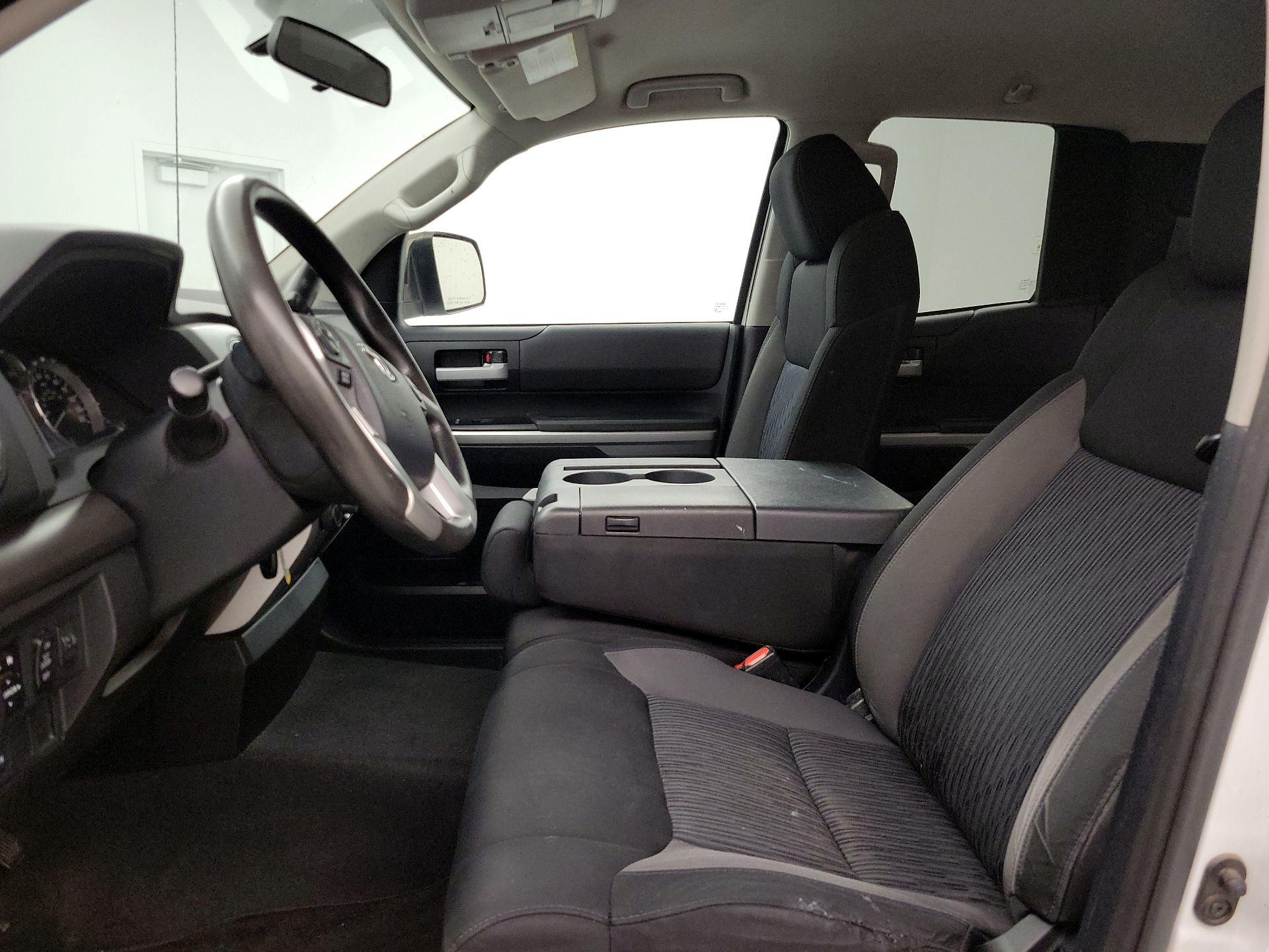 Thumbnail: 2014 Toyota Tundra - 11