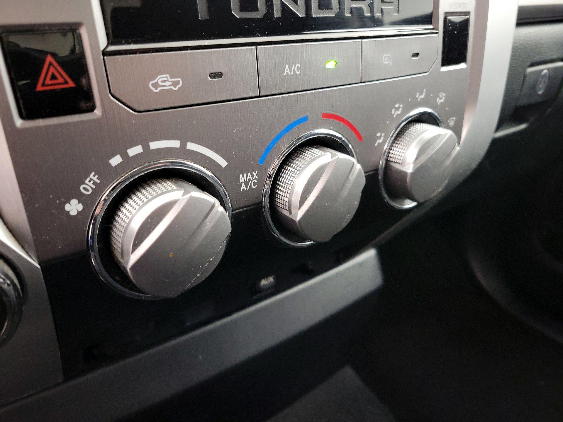 Thumbnail: 2014 Toyota Tundra - 16