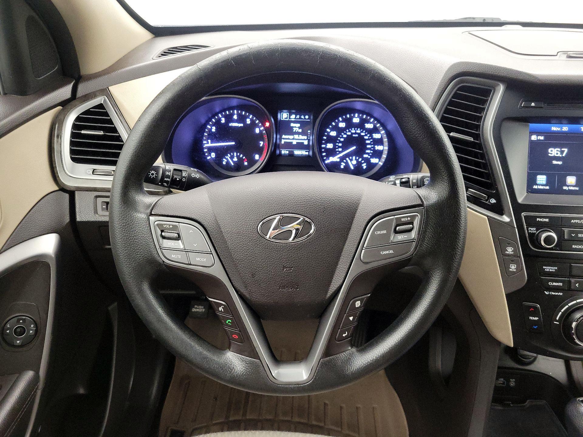 Thumbnail: 2018 Hyundai Santa Fe - 10