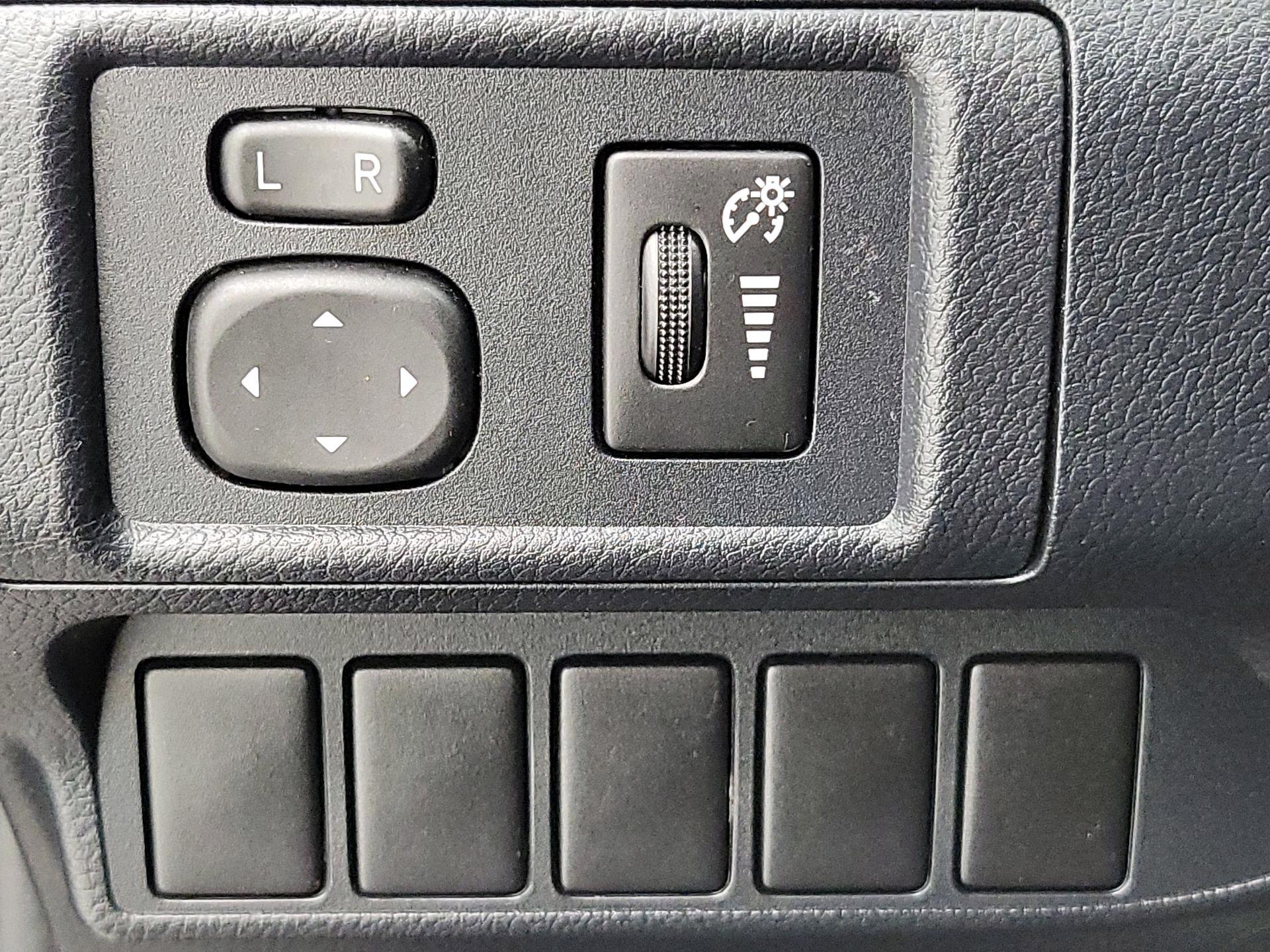 Thumbnail: 2017 Lexus CT - 13