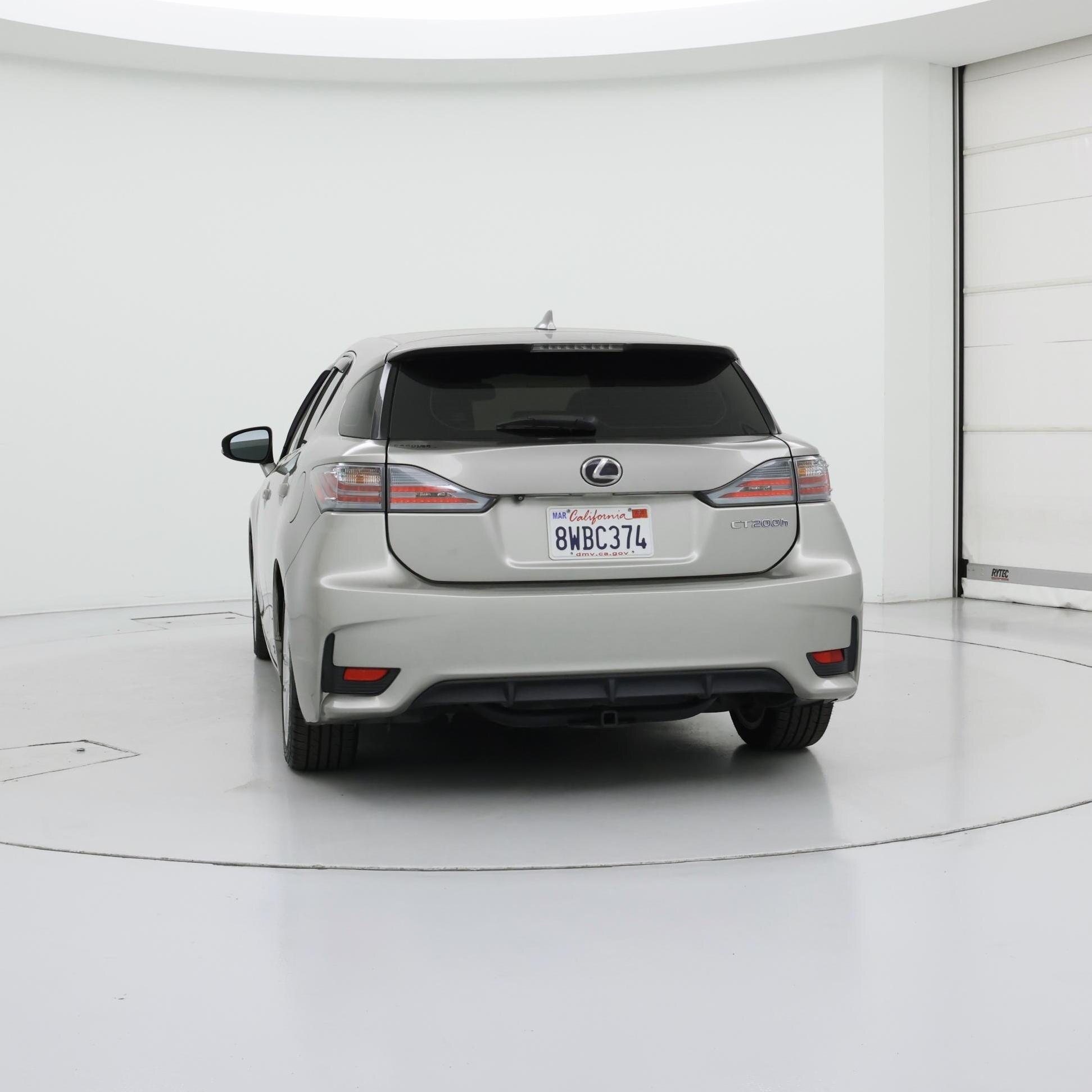 Thumbnail: 2017 Lexus CT - 6