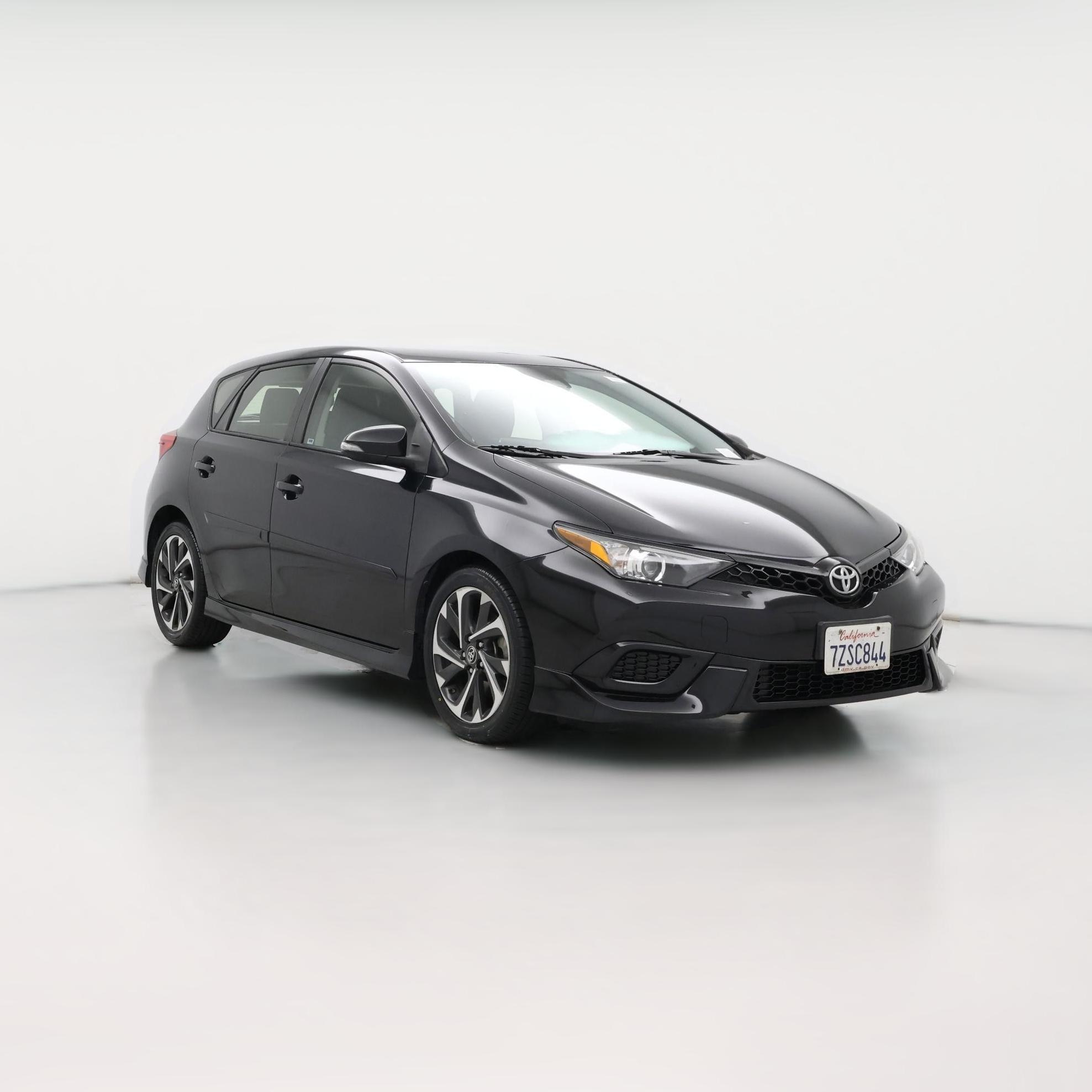 Thumbnail: 2017 Toyota Corolla iM - 1