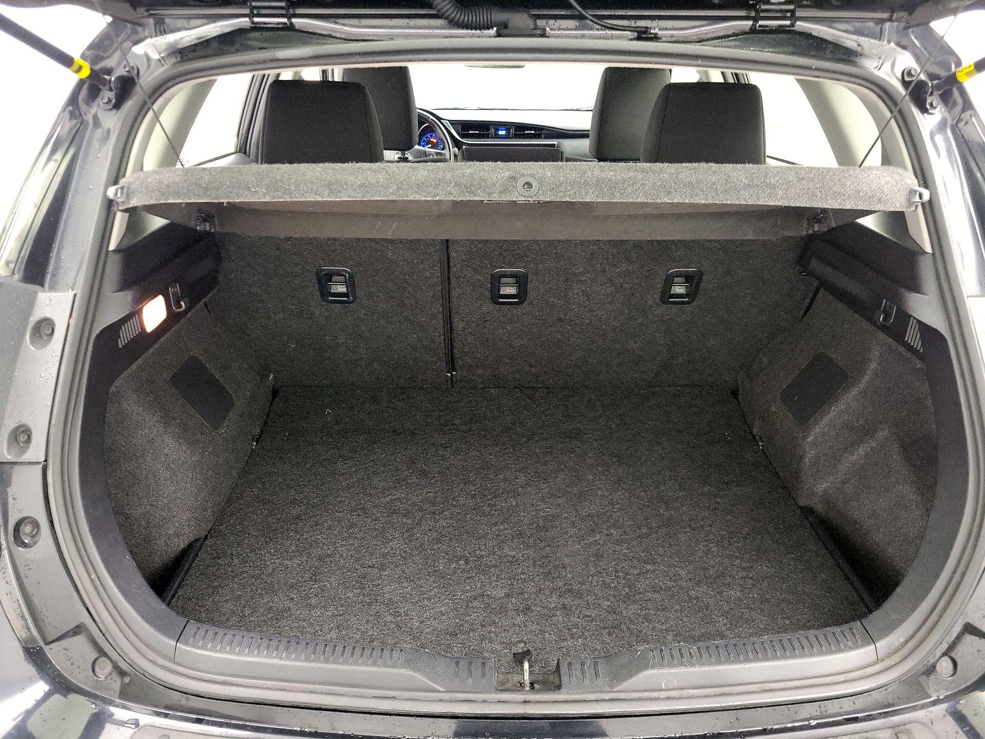 Thumbnail: 2017 Toyota Corolla iM - 19