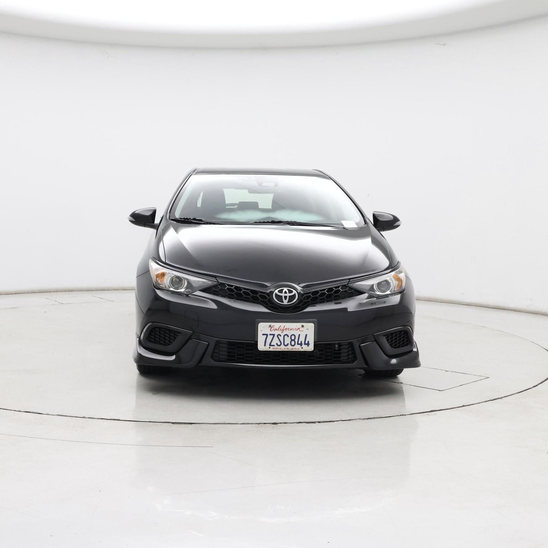 Thumbnail: 2017 Toyota Corolla iM - 5