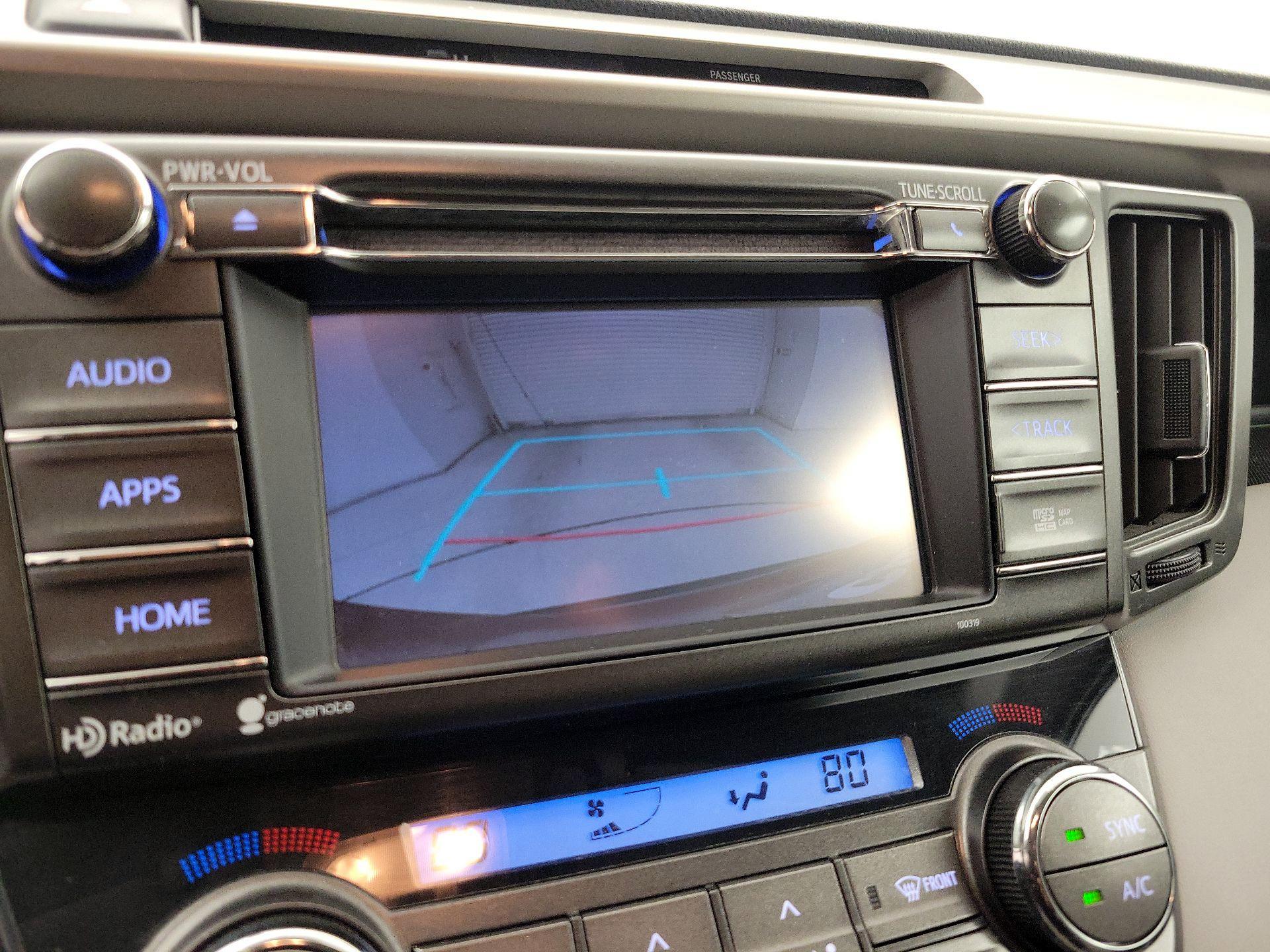 Thumbnail: 2015 Toyota RAV4 - 14