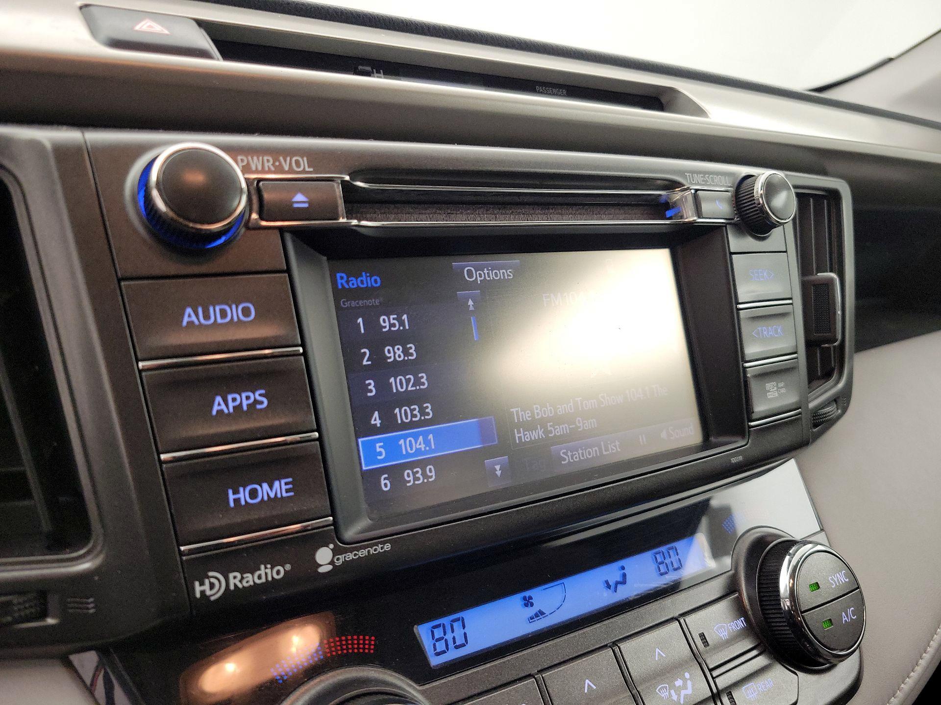 Thumbnail: 2015 Toyota RAV4 - 15