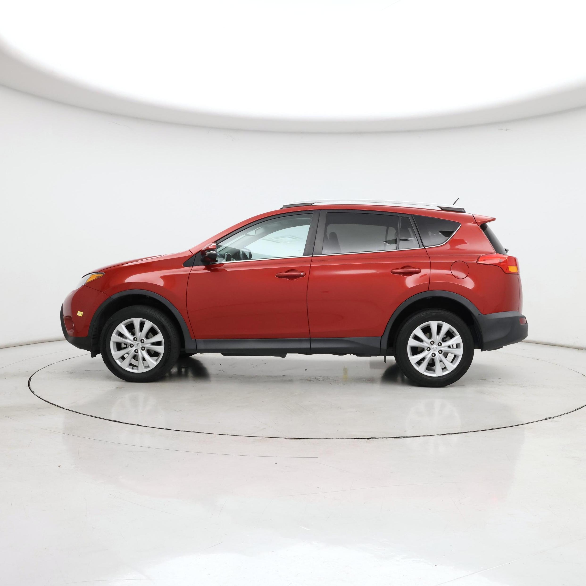 Thumbnail: 2015 Toyota RAV4 - 3