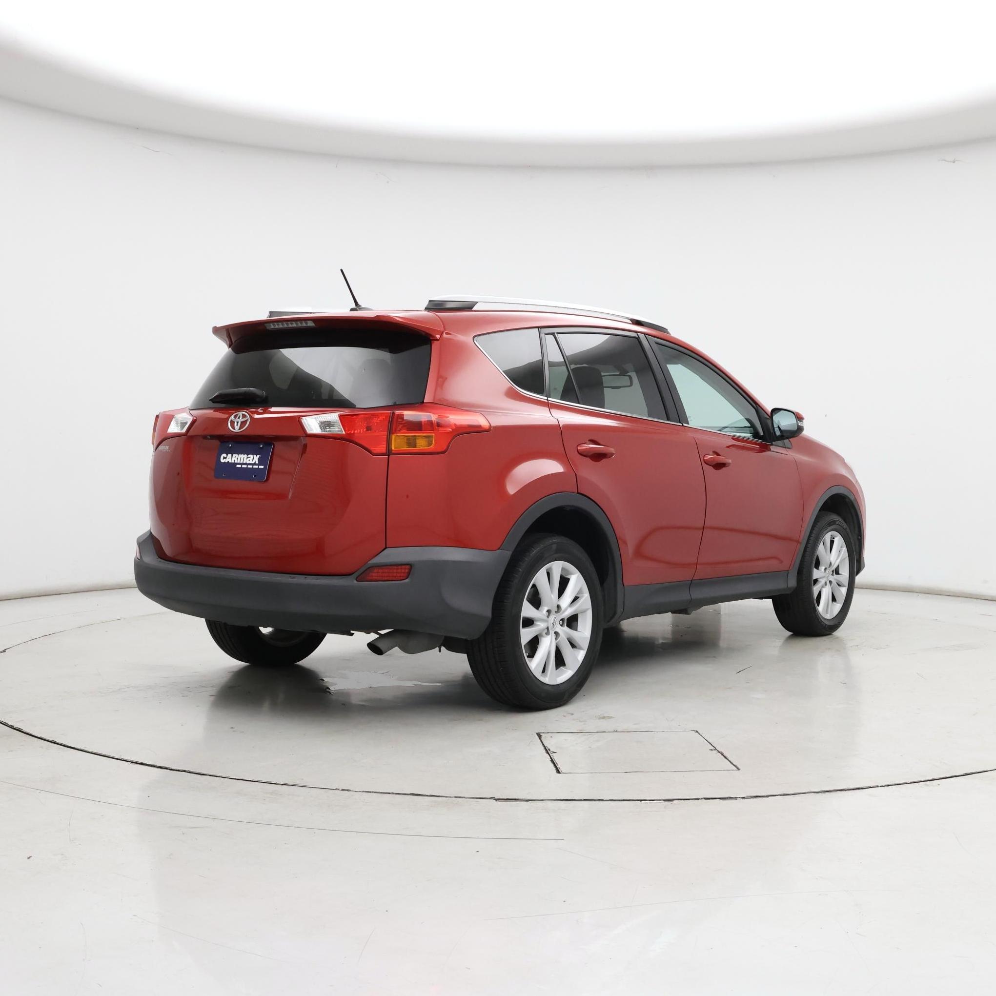 Thumbnail: 2015 Toyota RAV4 - 8