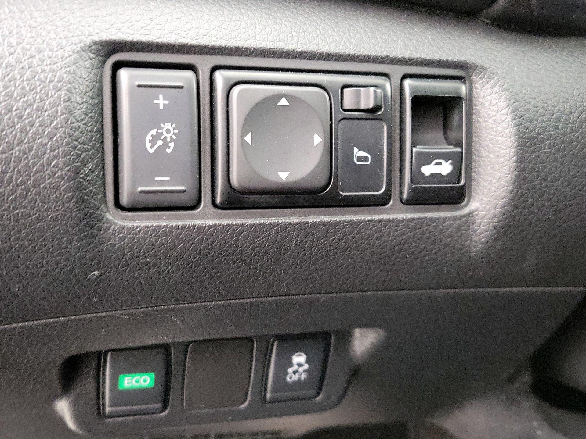 Thumbnail: 2019 Nissan Sentra - 13