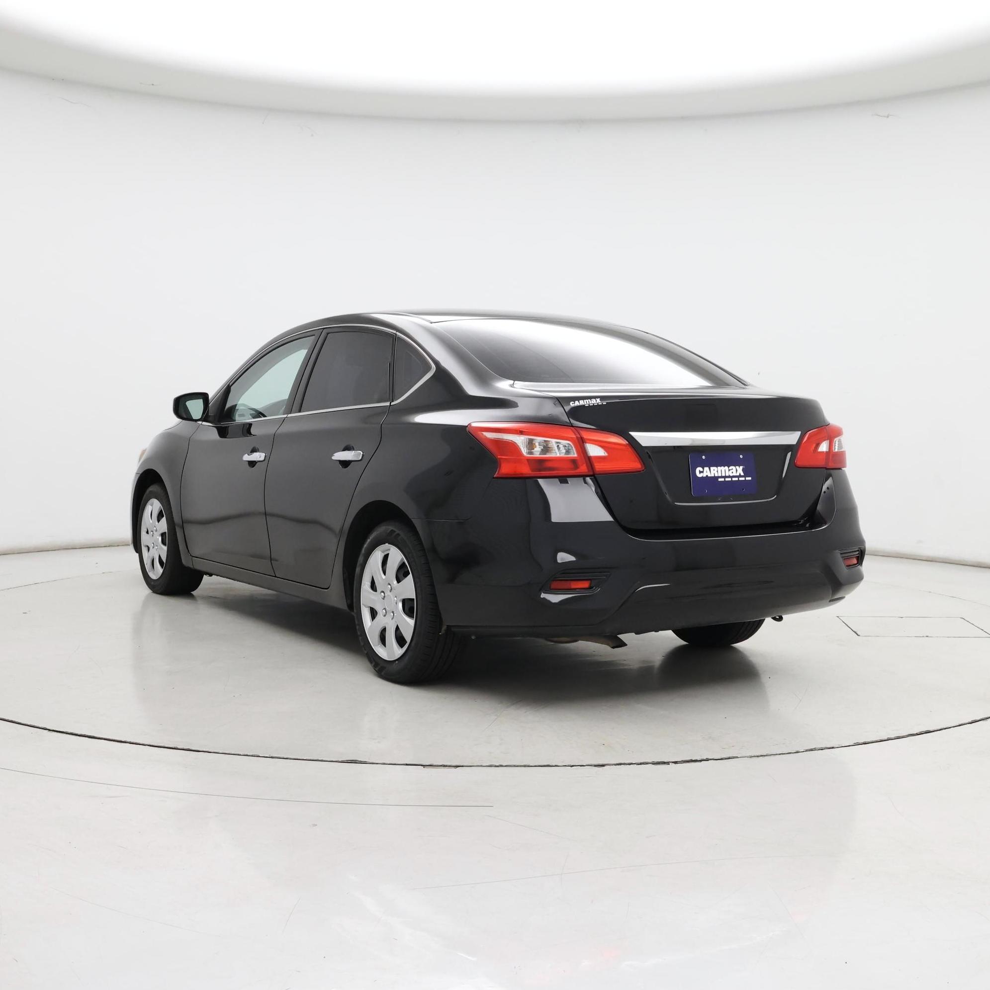 Thumbnail: 2019 Nissan Sentra - 2