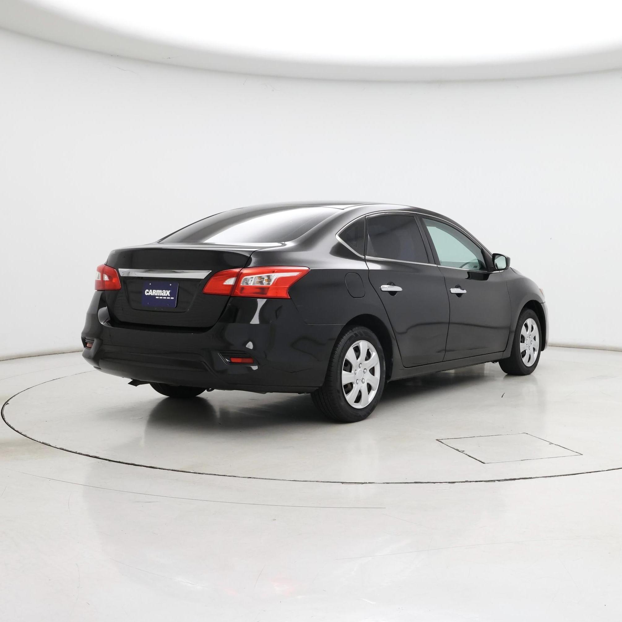 Thumbnail: 2019 Nissan Sentra - 8