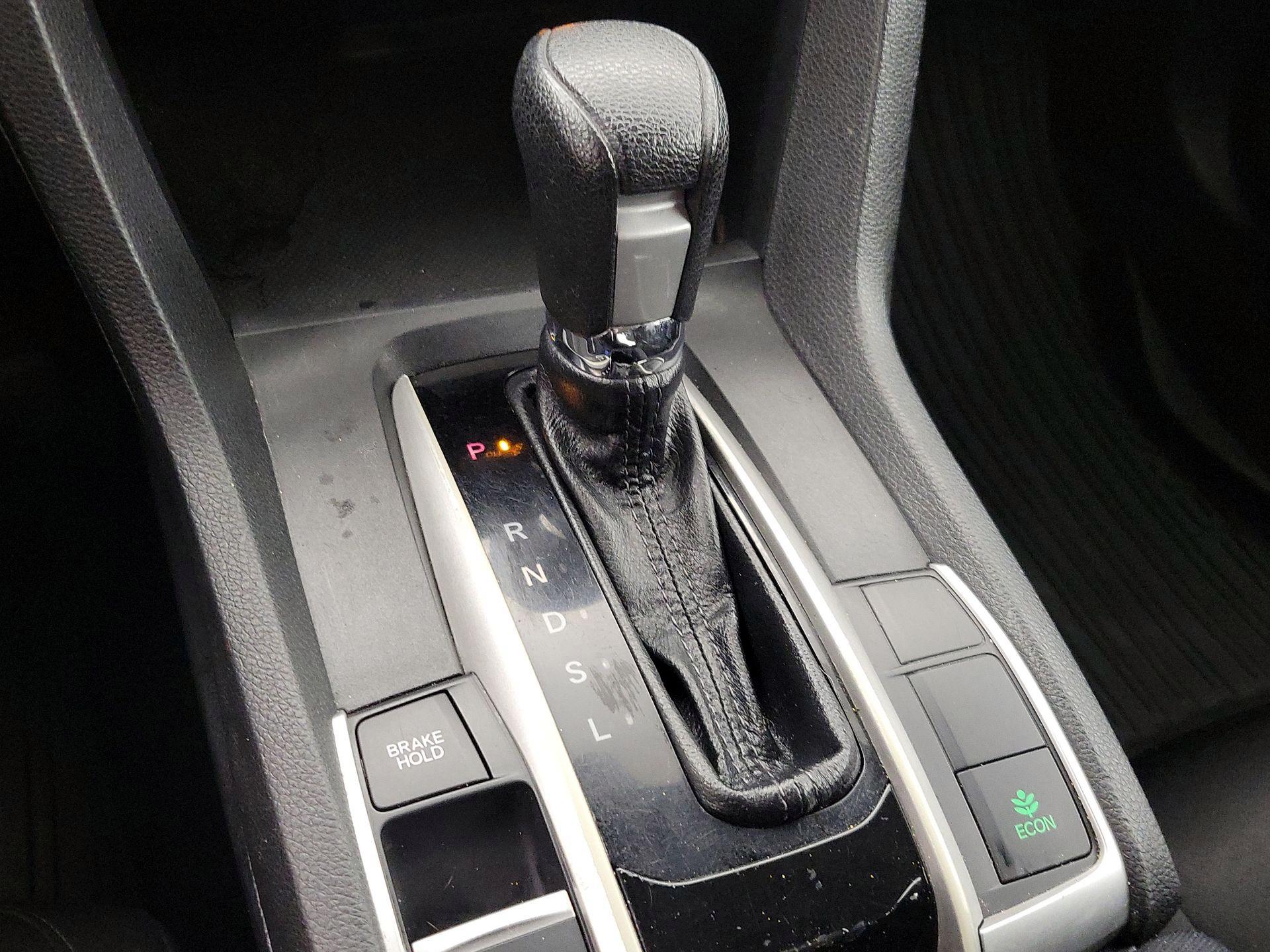 Thumbnail: 2018 Honda Civic - 17