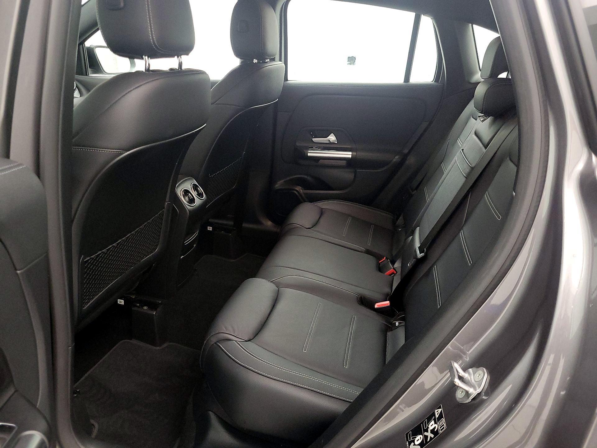 Thumbnail: 2022 Mercedes-Benz GLA - 20