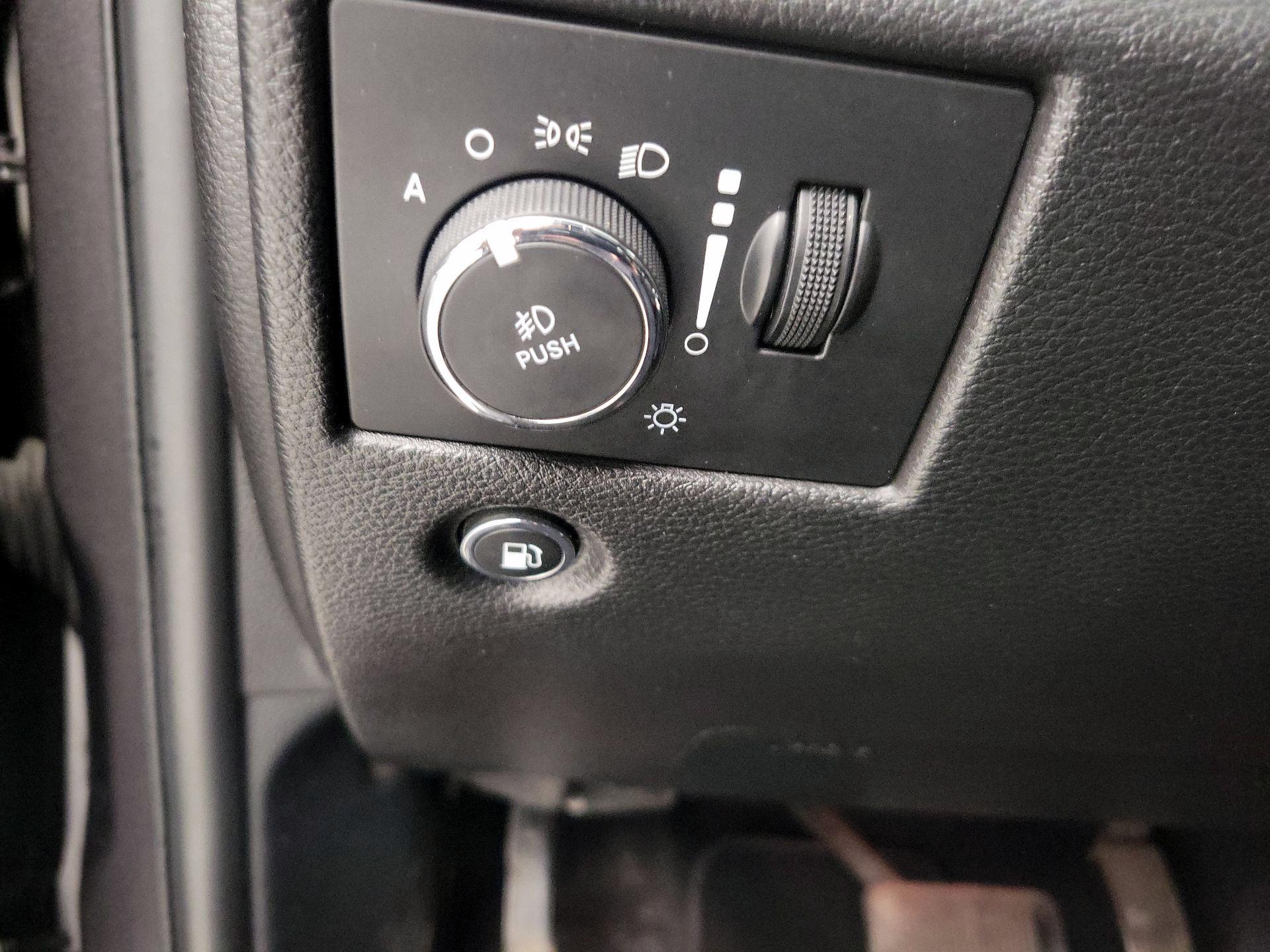 Thumbnail: 2019 Jeep Grand Cherokee - 13