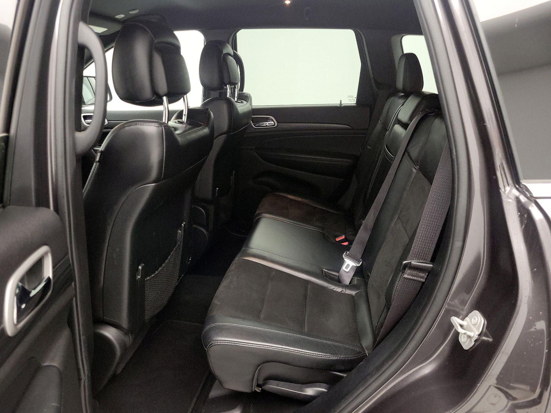 Thumbnail: 2019 Jeep Grand Cherokee - 20