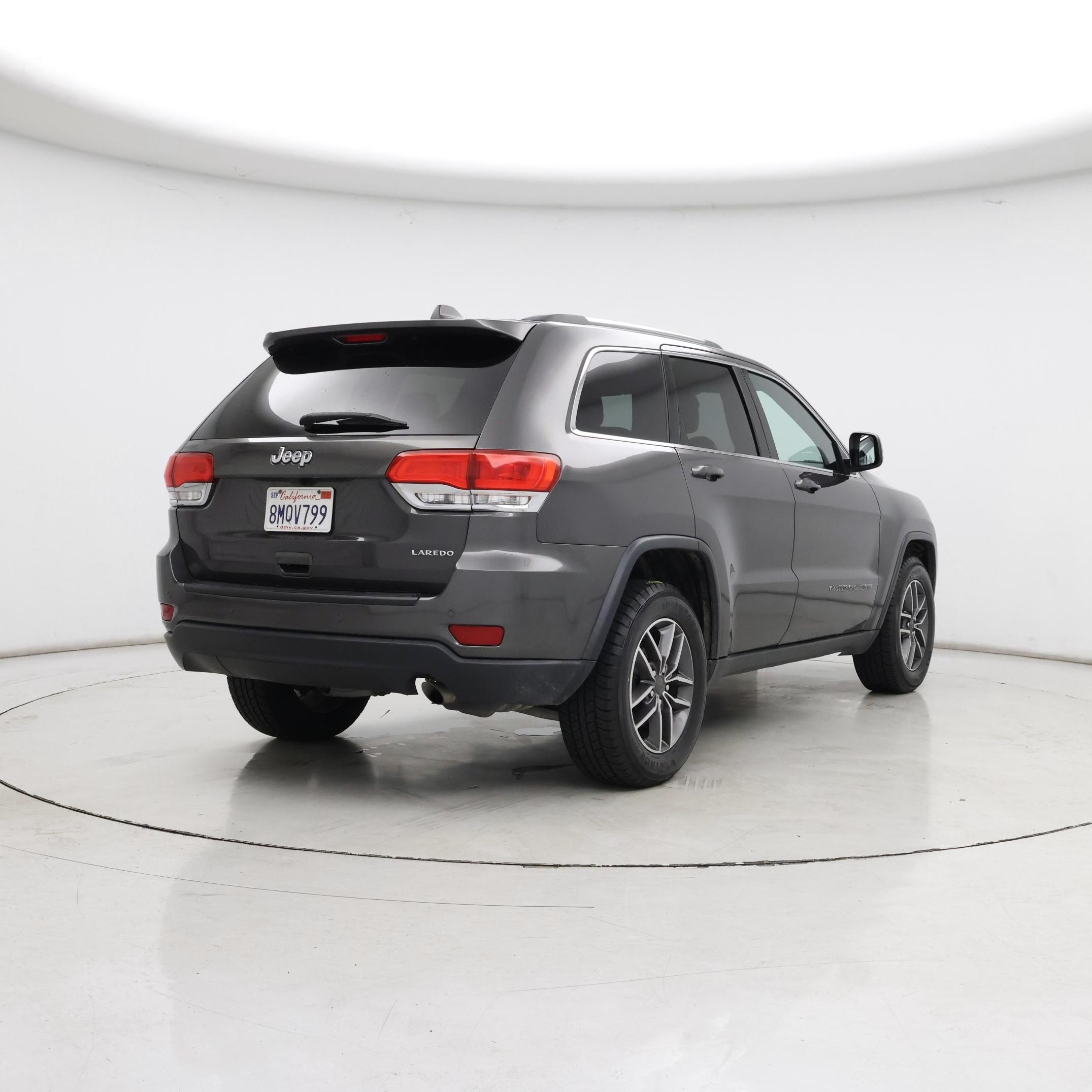 Thumbnail: 2019 Jeep Grand Cherokee - 8