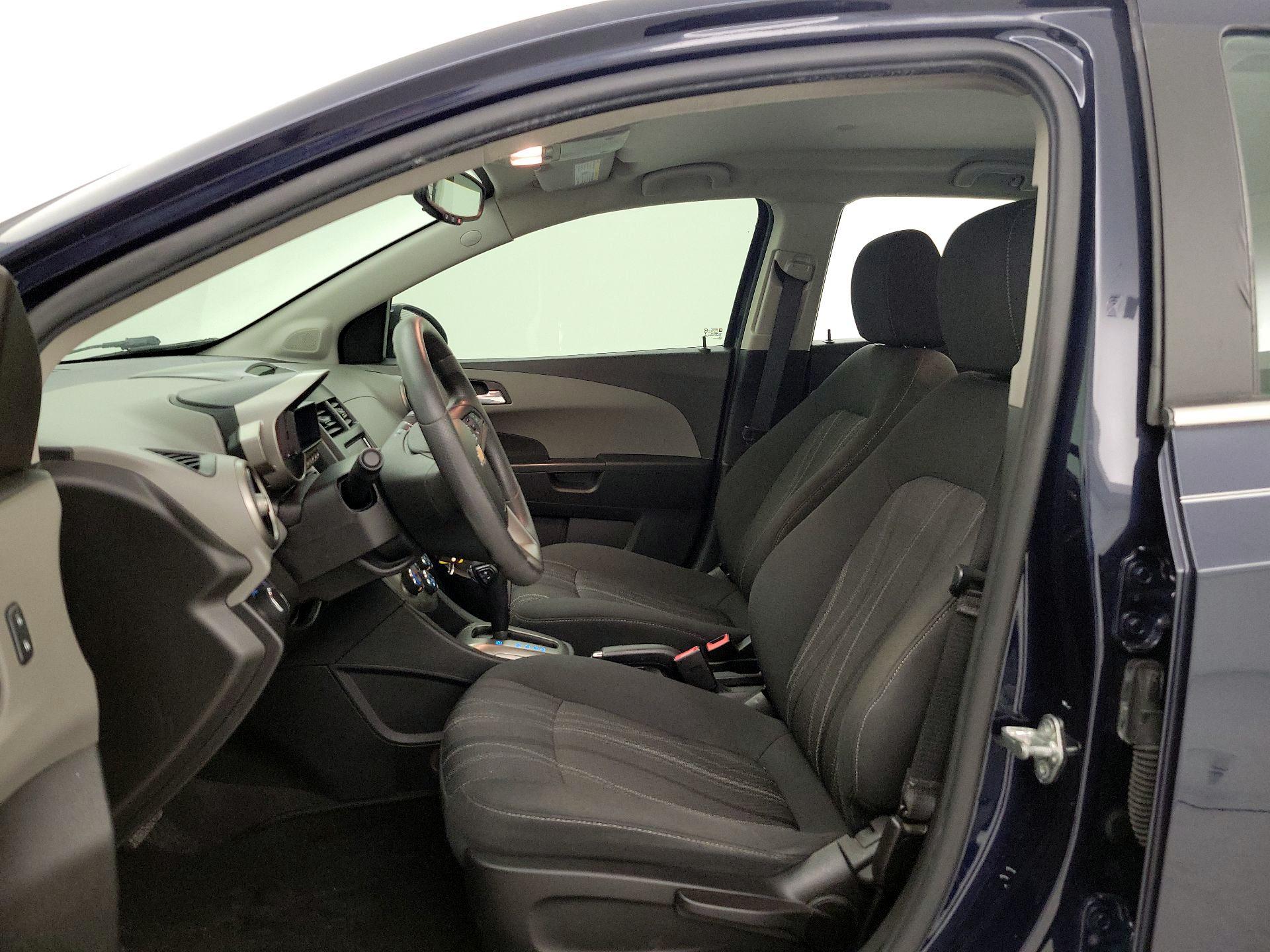 Thumbnail: 2016 Chevrolet Sonic - 11