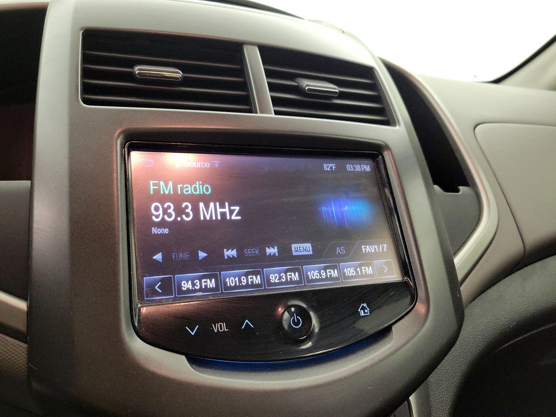 Thumbnail: 2016 Chevrolet Sonic - 15