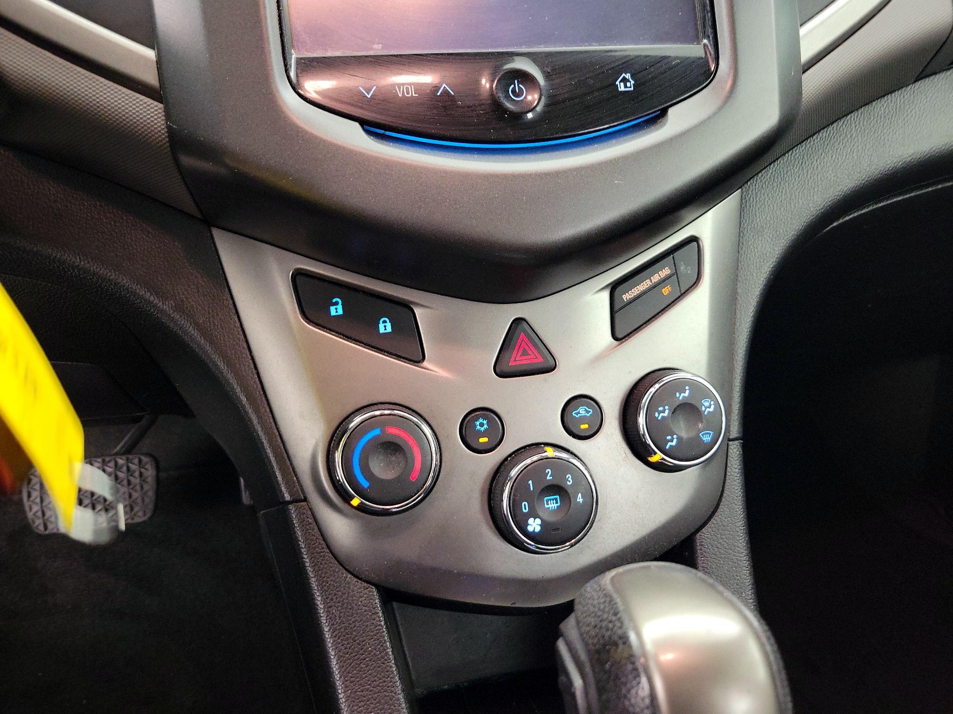 Thumbnail: 2016 Chevrolet Sonic - 16