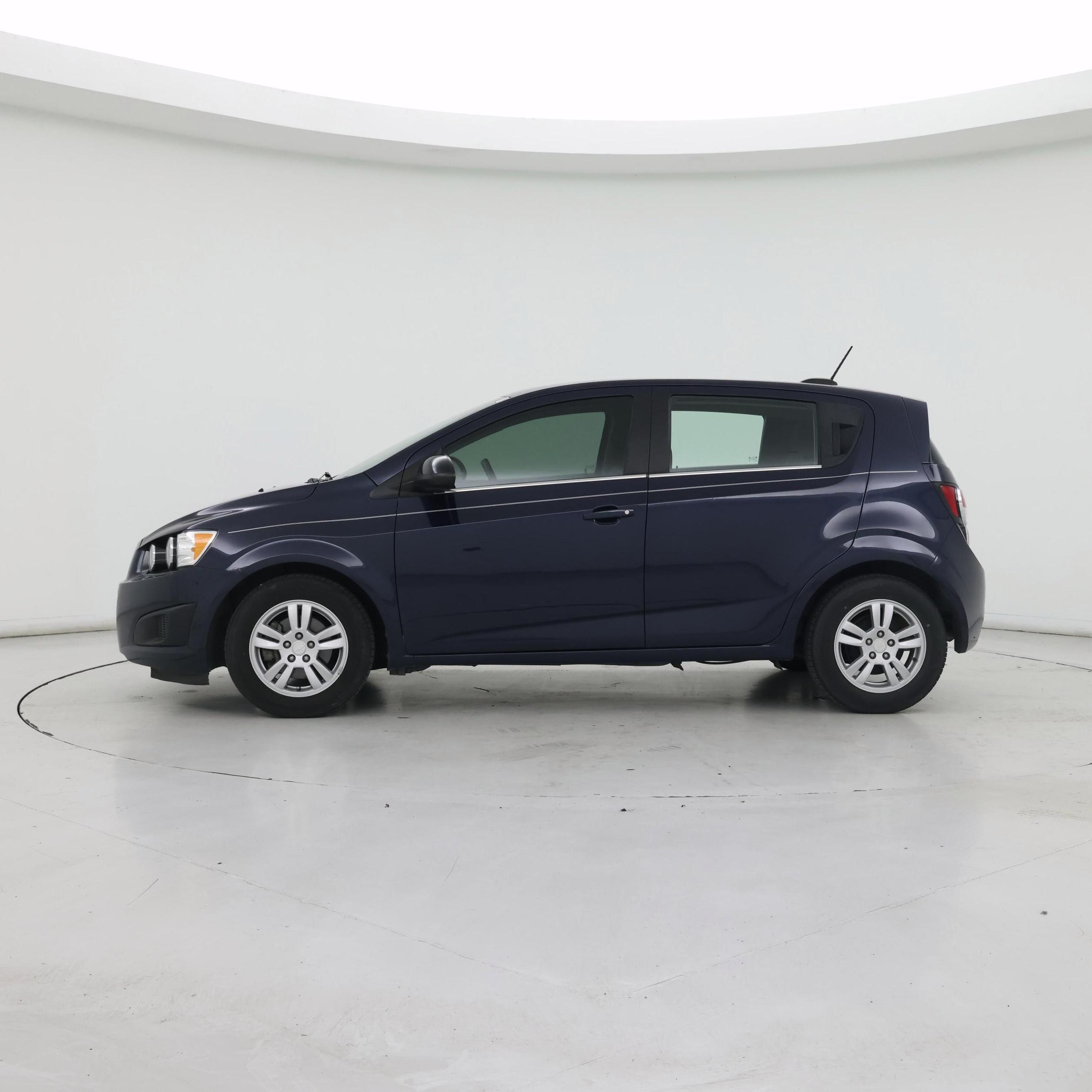 Thumbnail: 2016 Chevrolet Sonic - 3