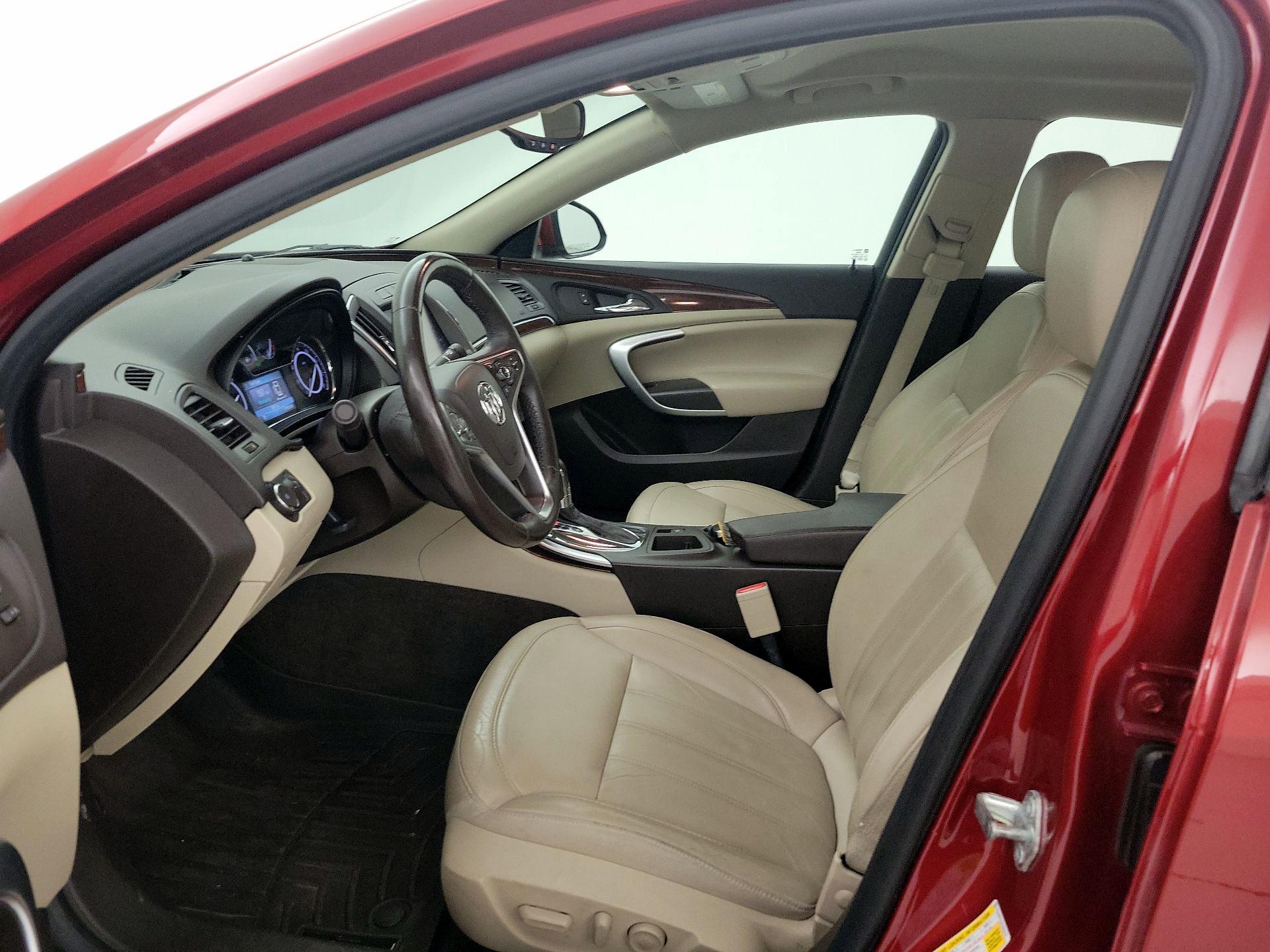 Thumbnail: 2014 Buick Regal - 11