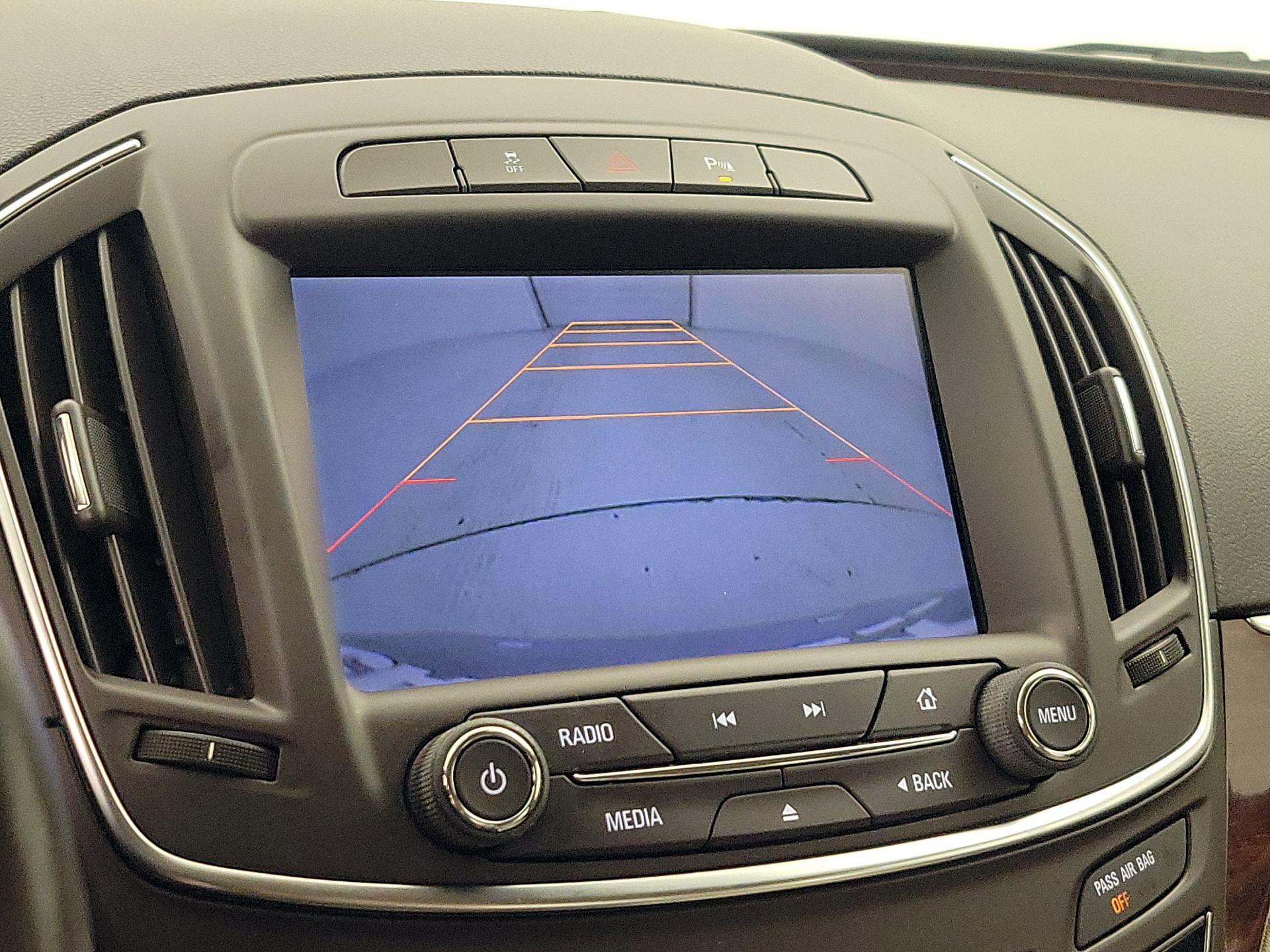Thumbnail: 2014 Buick Regal - 14