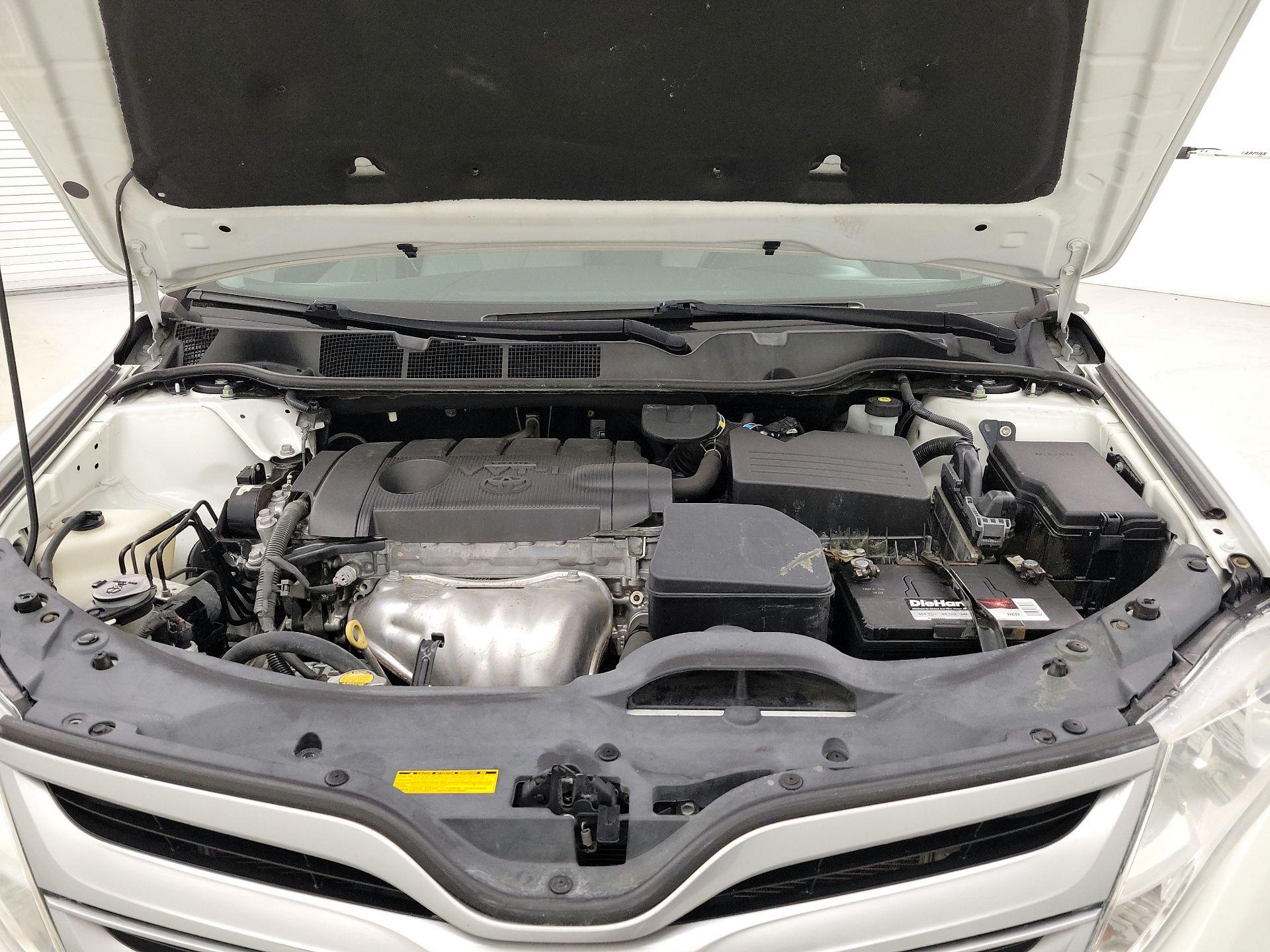 Thumbnail: 2014 Toyota Venza - 19