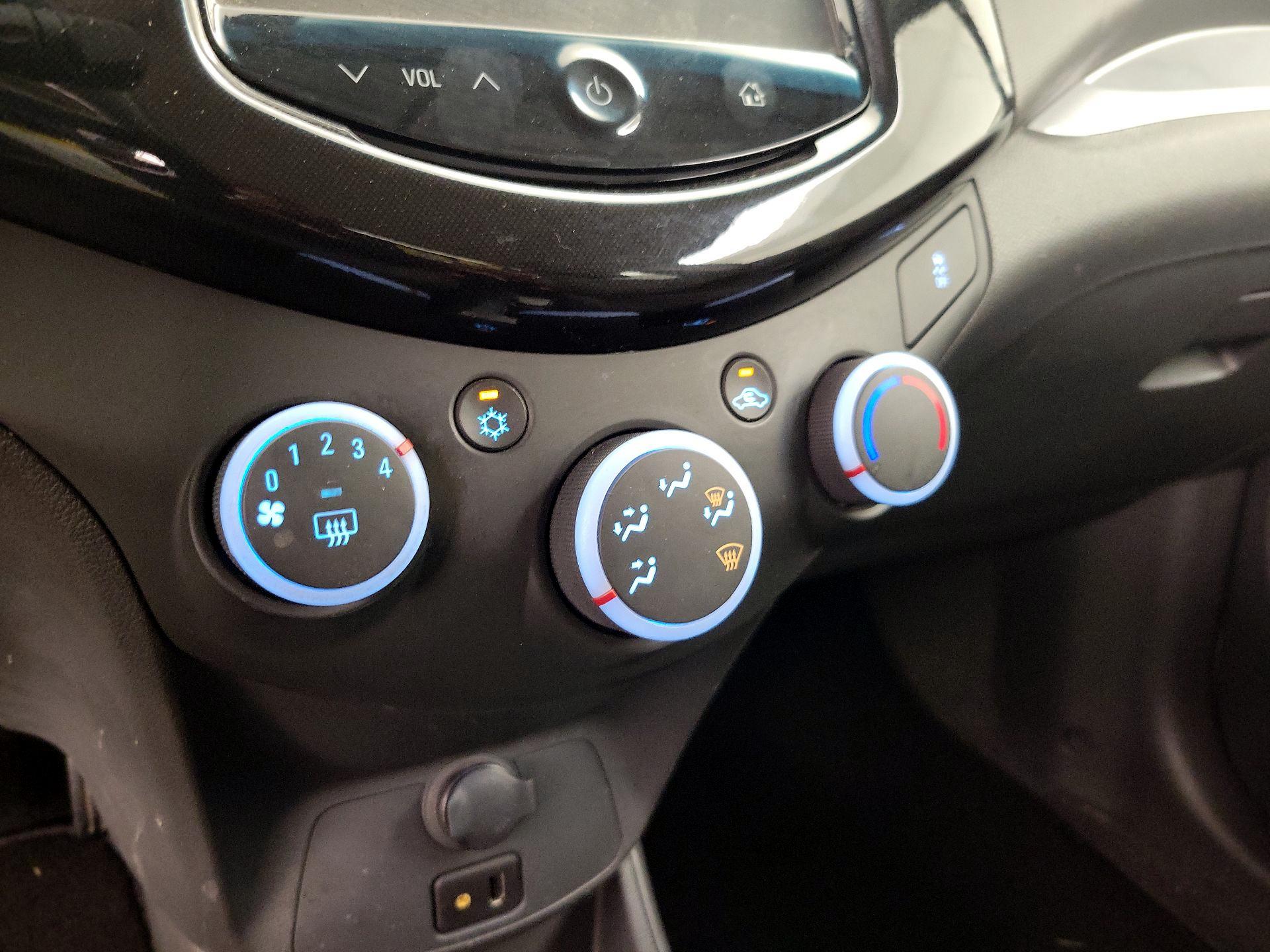 Thumbnail: 2014 Chevrolet Spark - 15