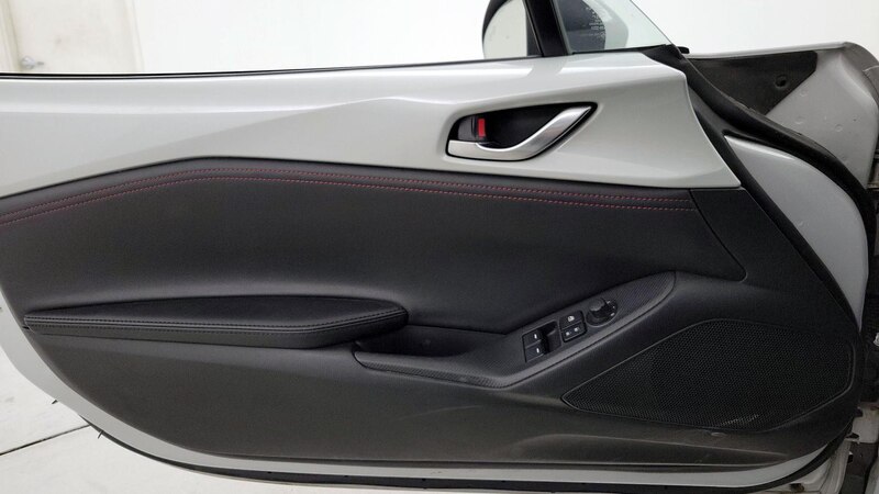 2017 Mazda MX-5 Miata Grand Touring 12