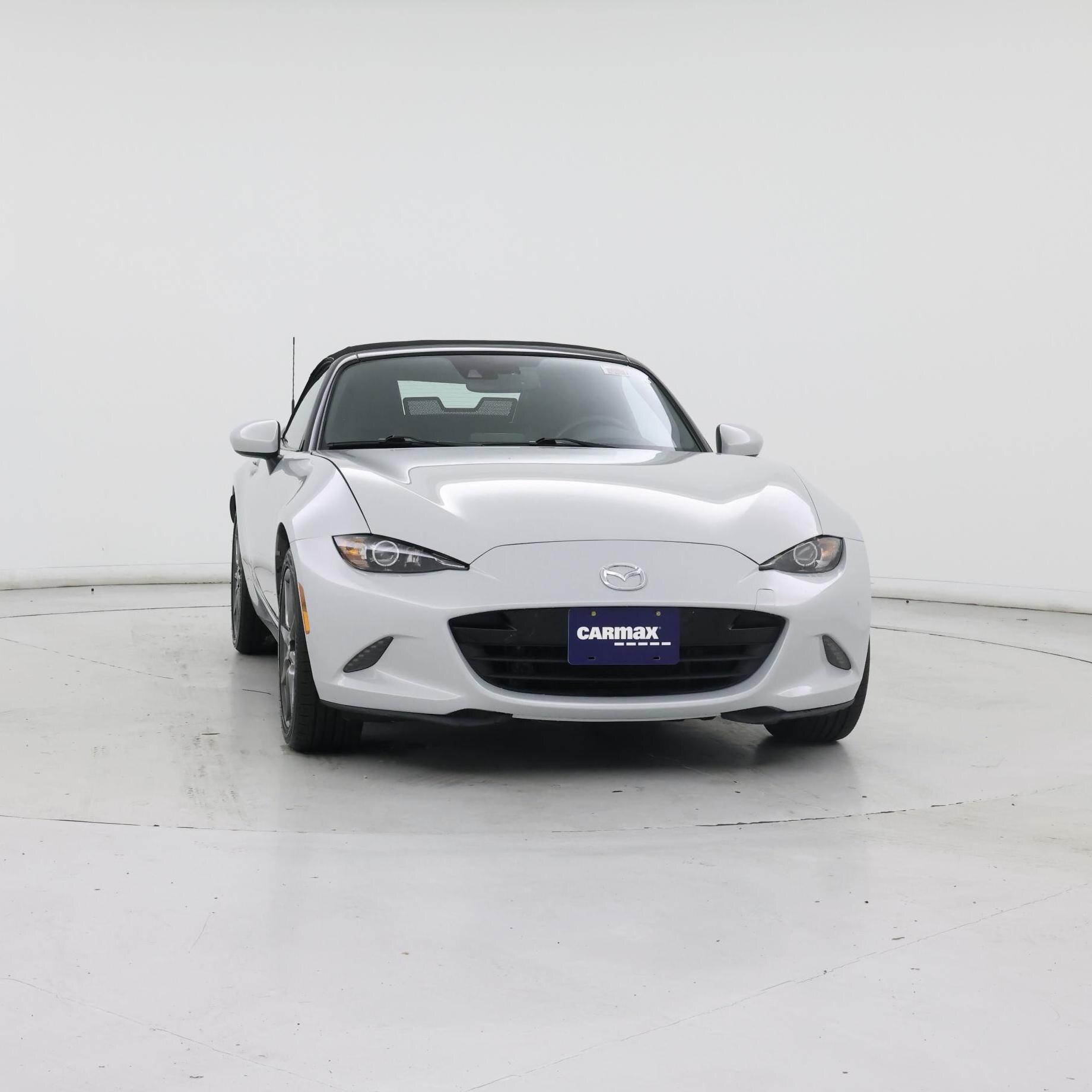 Thumbnail: 2017 Mazda MX-5 Miata - 5