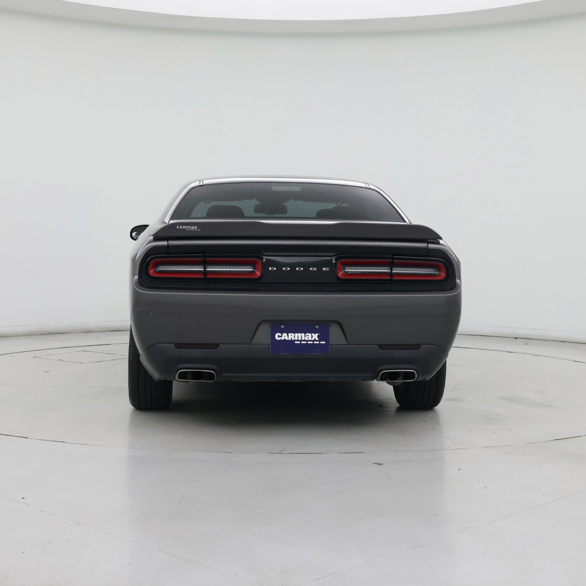 Thumbnail: 2017 Dodge Challenger - 6