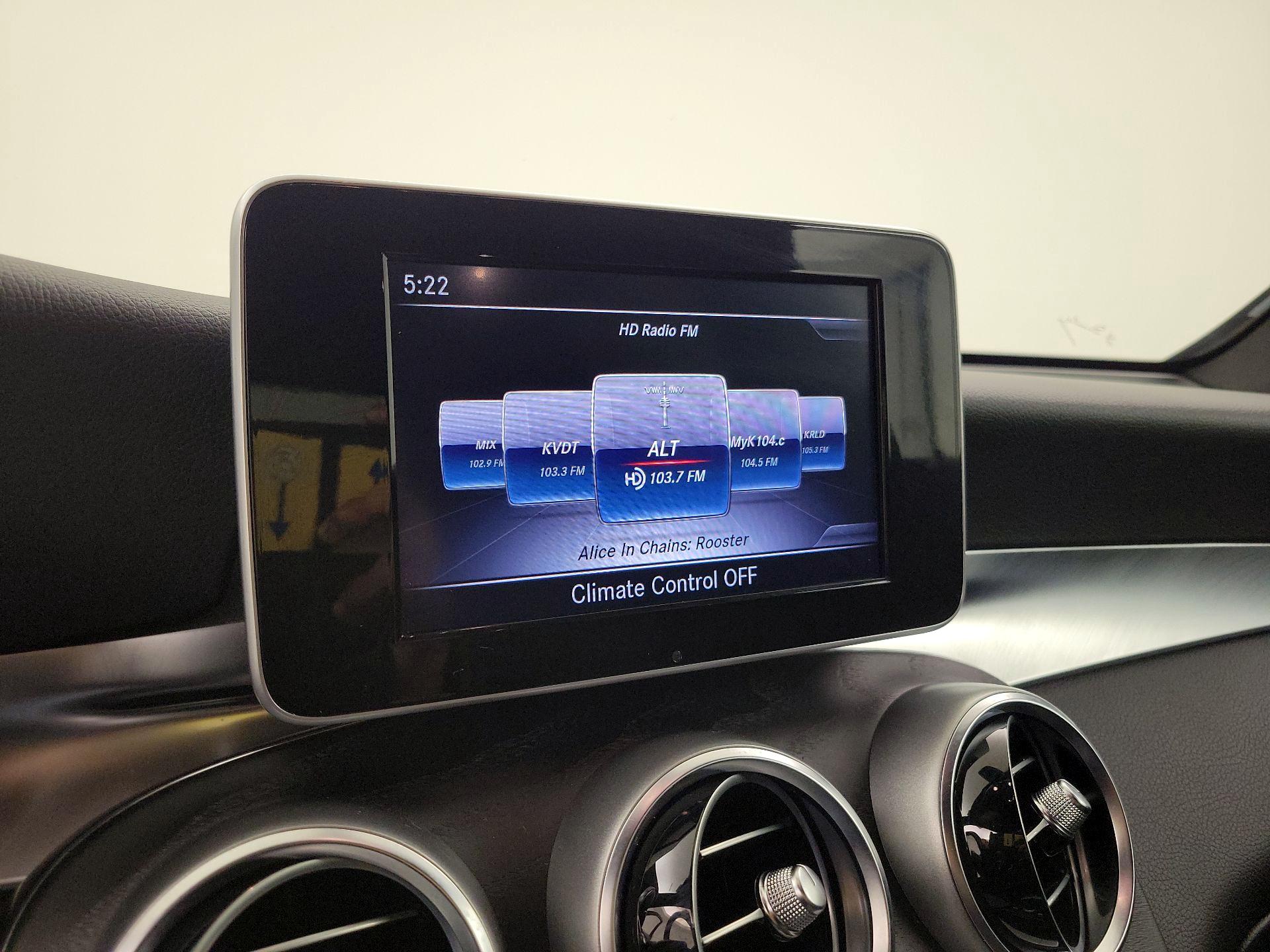 Thumbnail: 2018 Mercedes-Benz GLC - 15