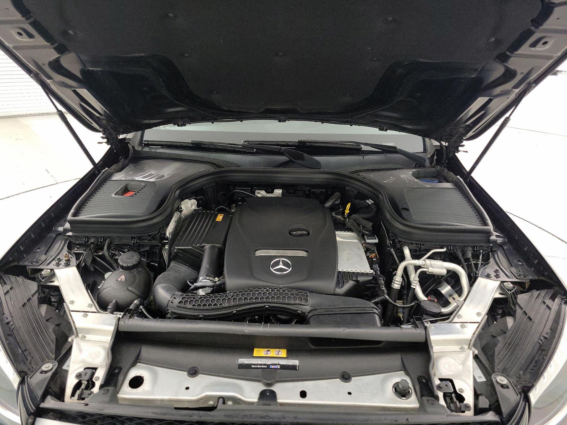 Thumbnail: 2018 Mercedes-Benz GLC - 20