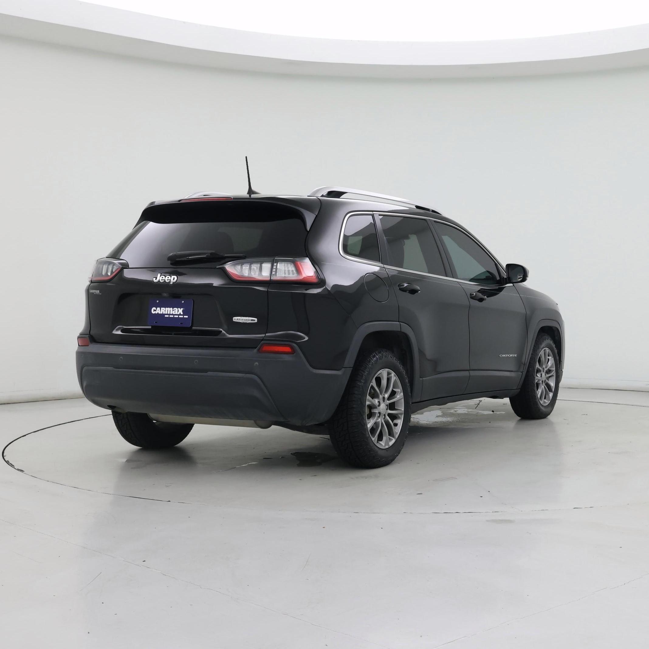 Thumbnail: 2019 Jeep Cherokee - 8