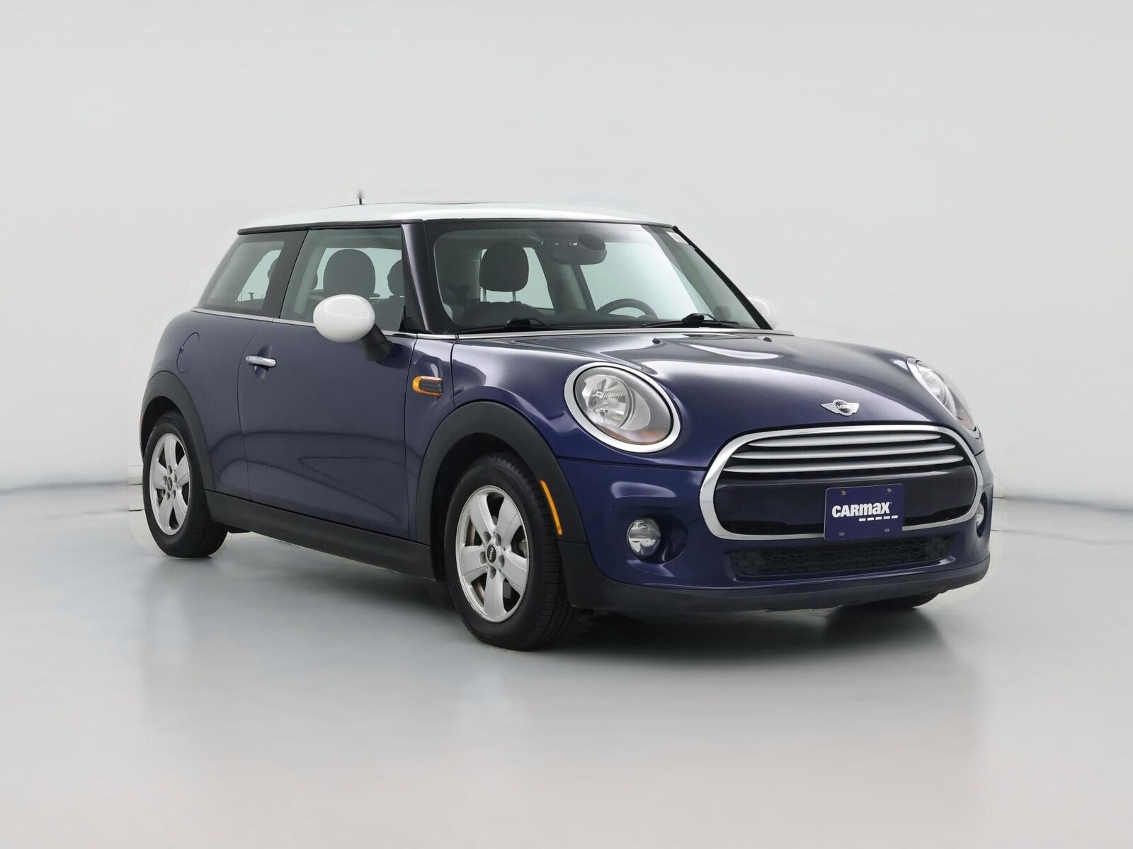 2015 MINI Cooper Base's photo