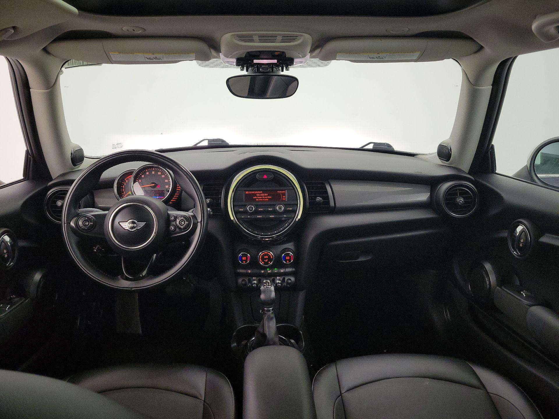 Thumbnail: 2015 MINI Cooper Hardtop - 9