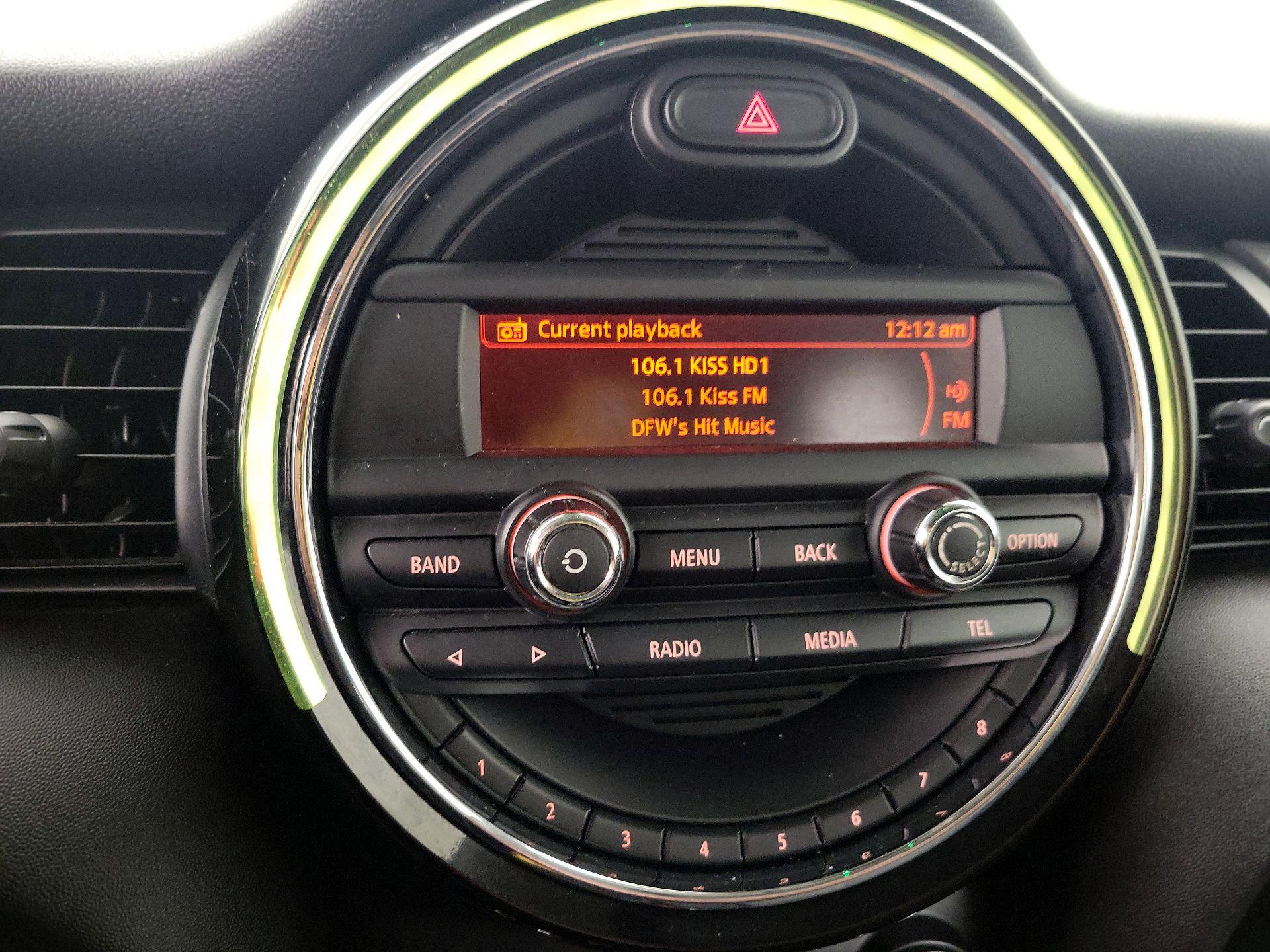 Thumbnail: 2015 MINI Cooper Hardtop - 14