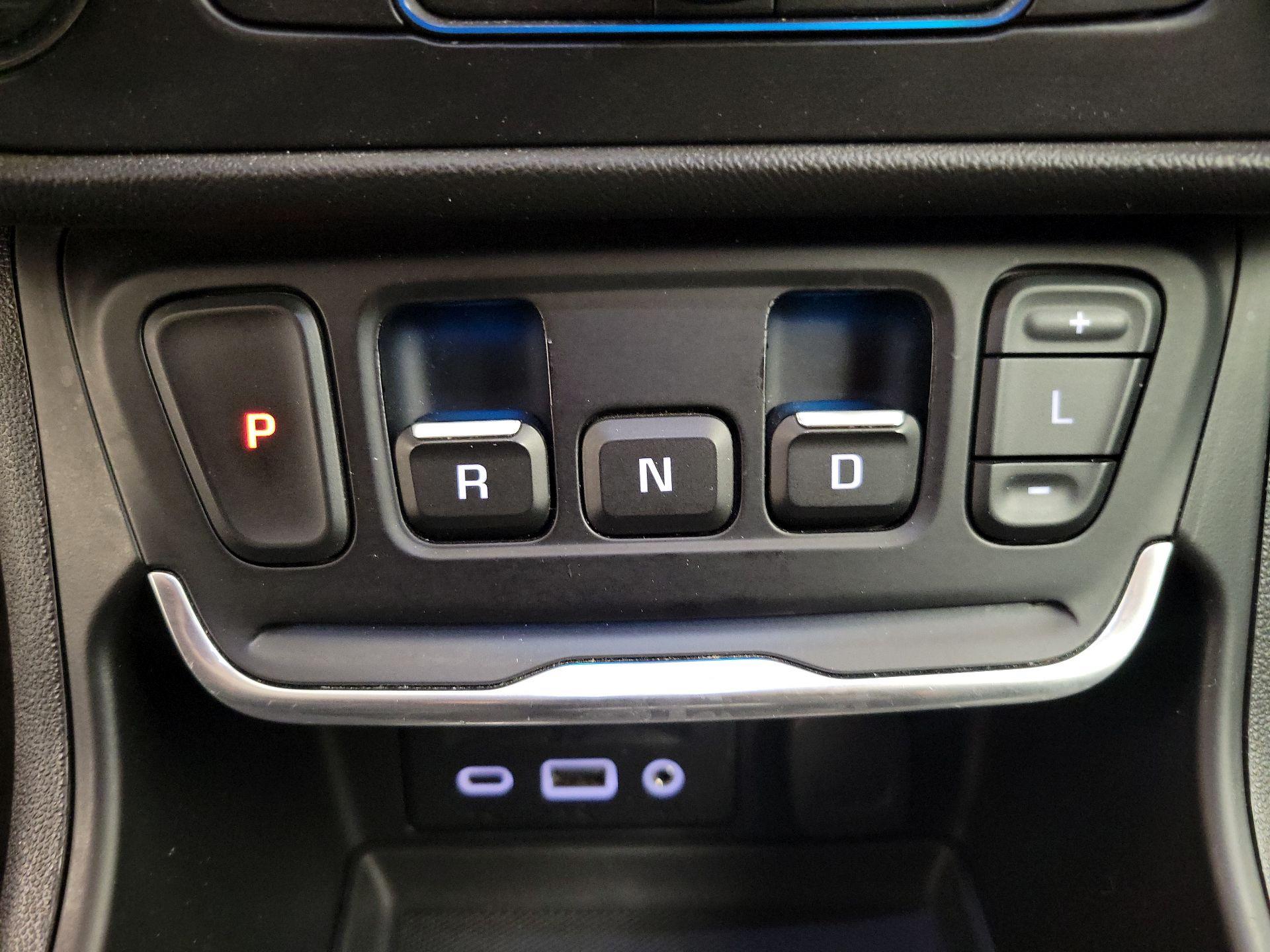 Thumbnail: 2019 GMC Terrain - 17