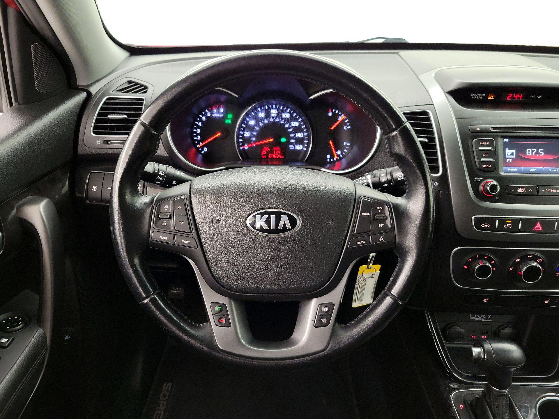 Thumbnail: 2014 Kia Sorento - 10