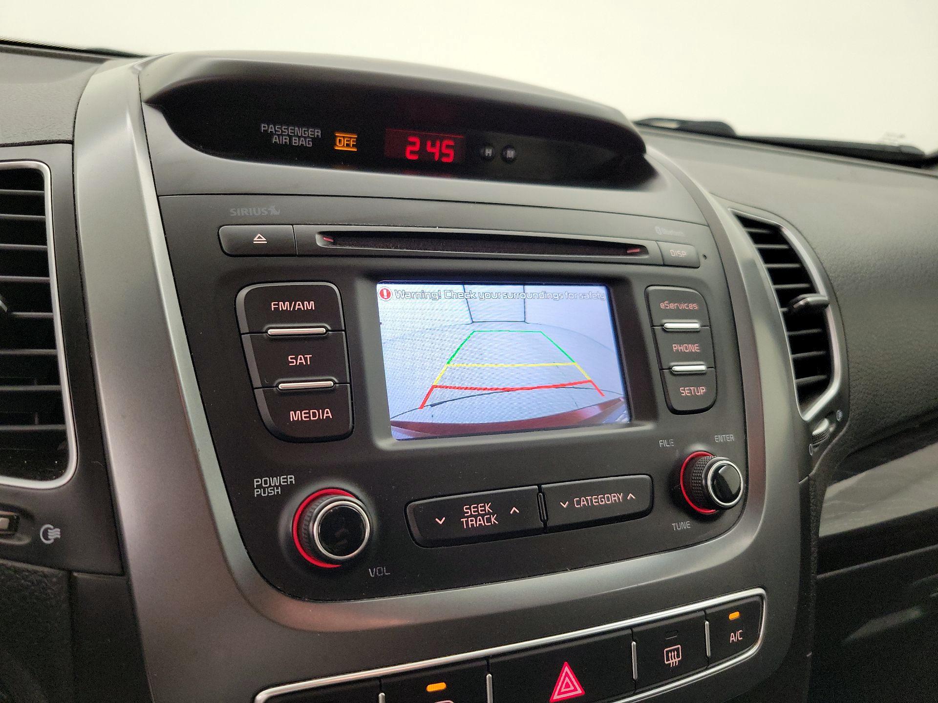 Thumbnail: 2014 Kia Sorento - 14