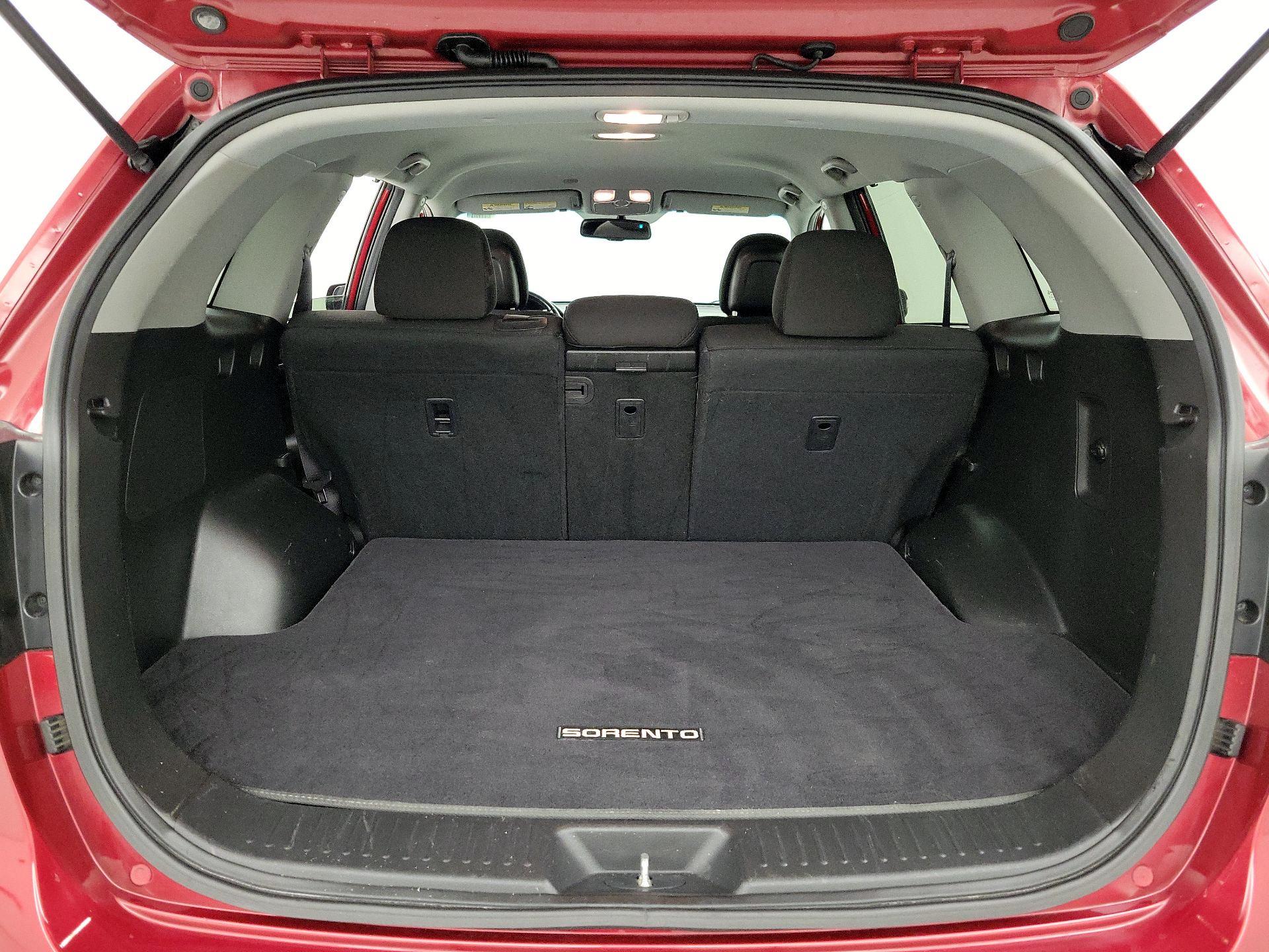 Thumbnail: 2014 Kia Sorento - 19