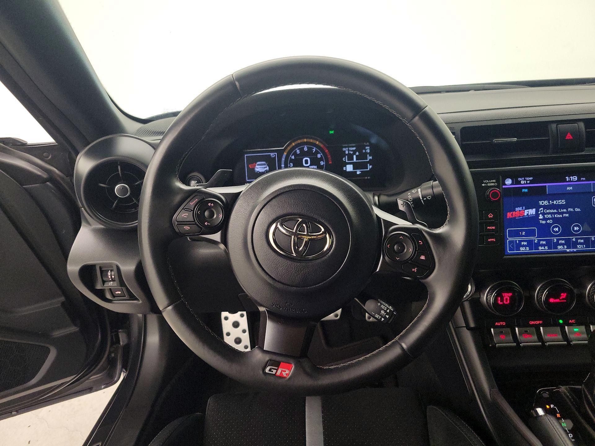 Thumbnail: 2023 Toyota GR86 - 10