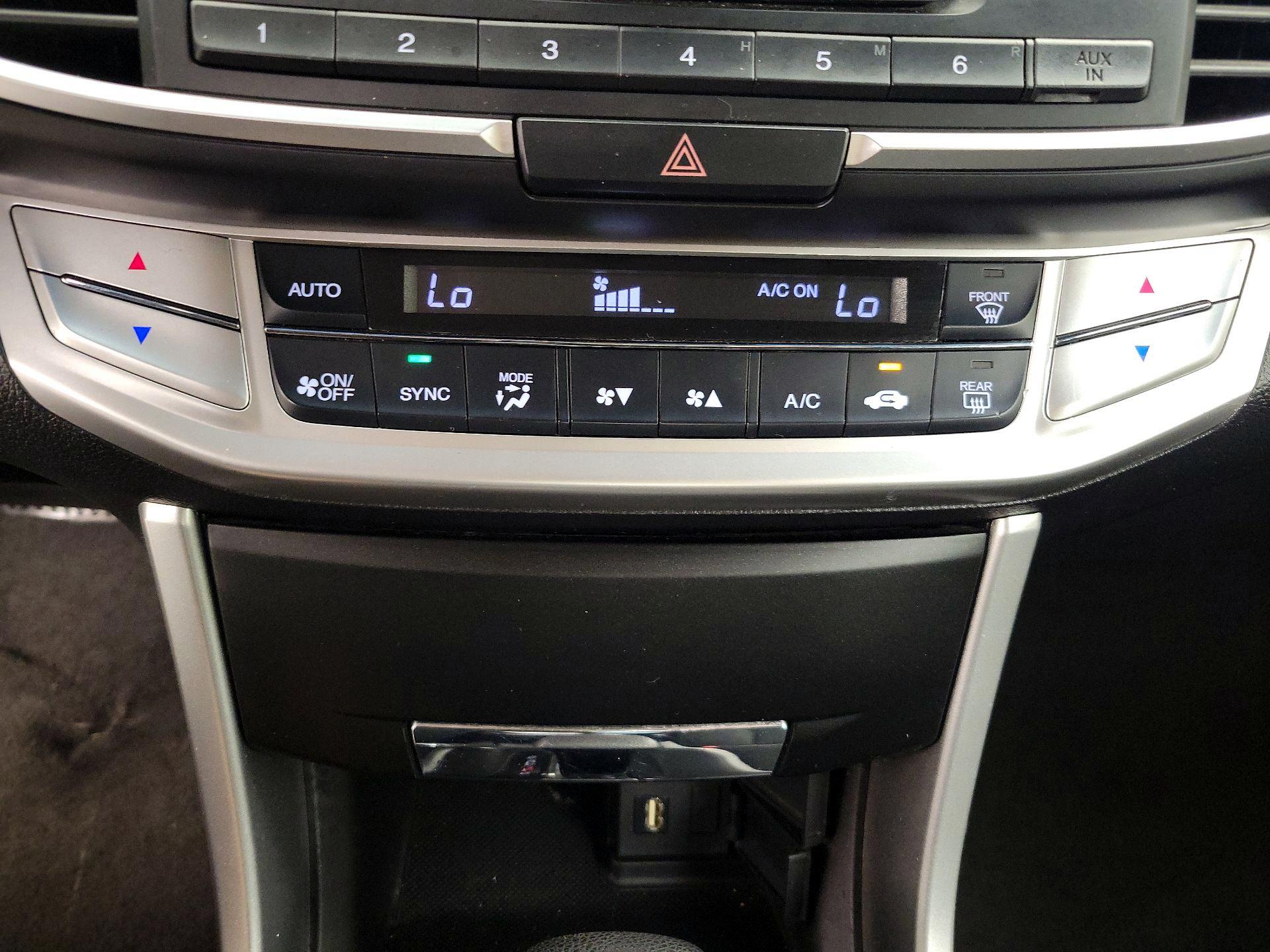Thumbnail: 2013 Honda Accord - 15