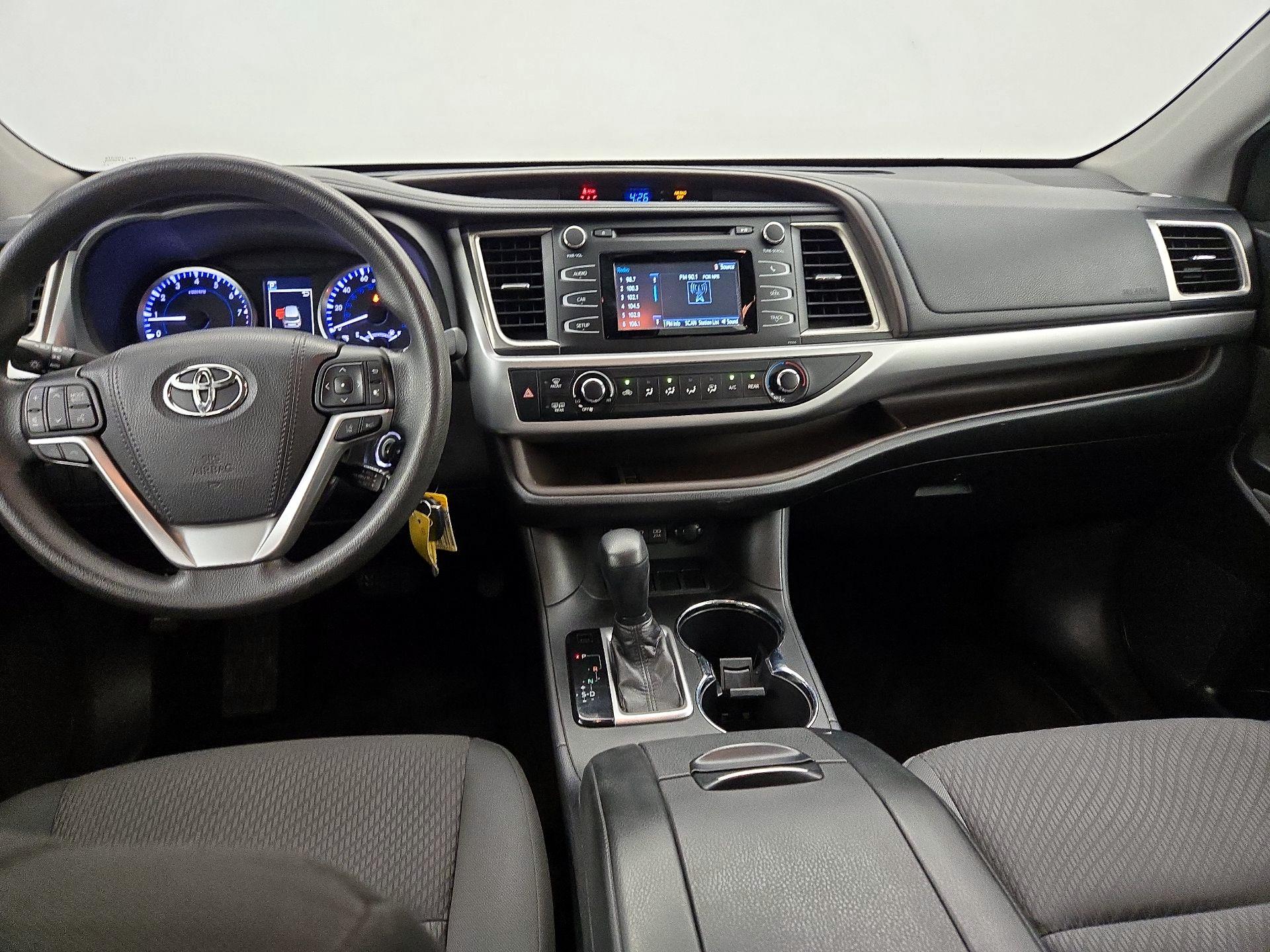 Thumbnail: 2018 Toyota Highlander - 9