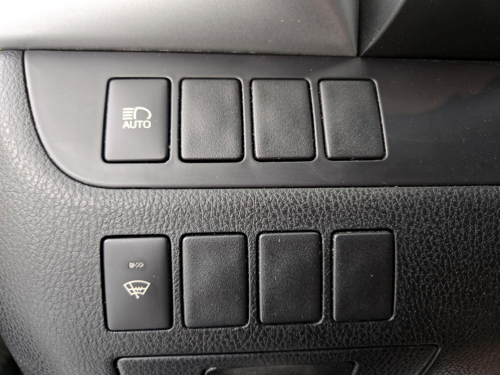 Thumbnail: 2018 Toyota Highlander - 13