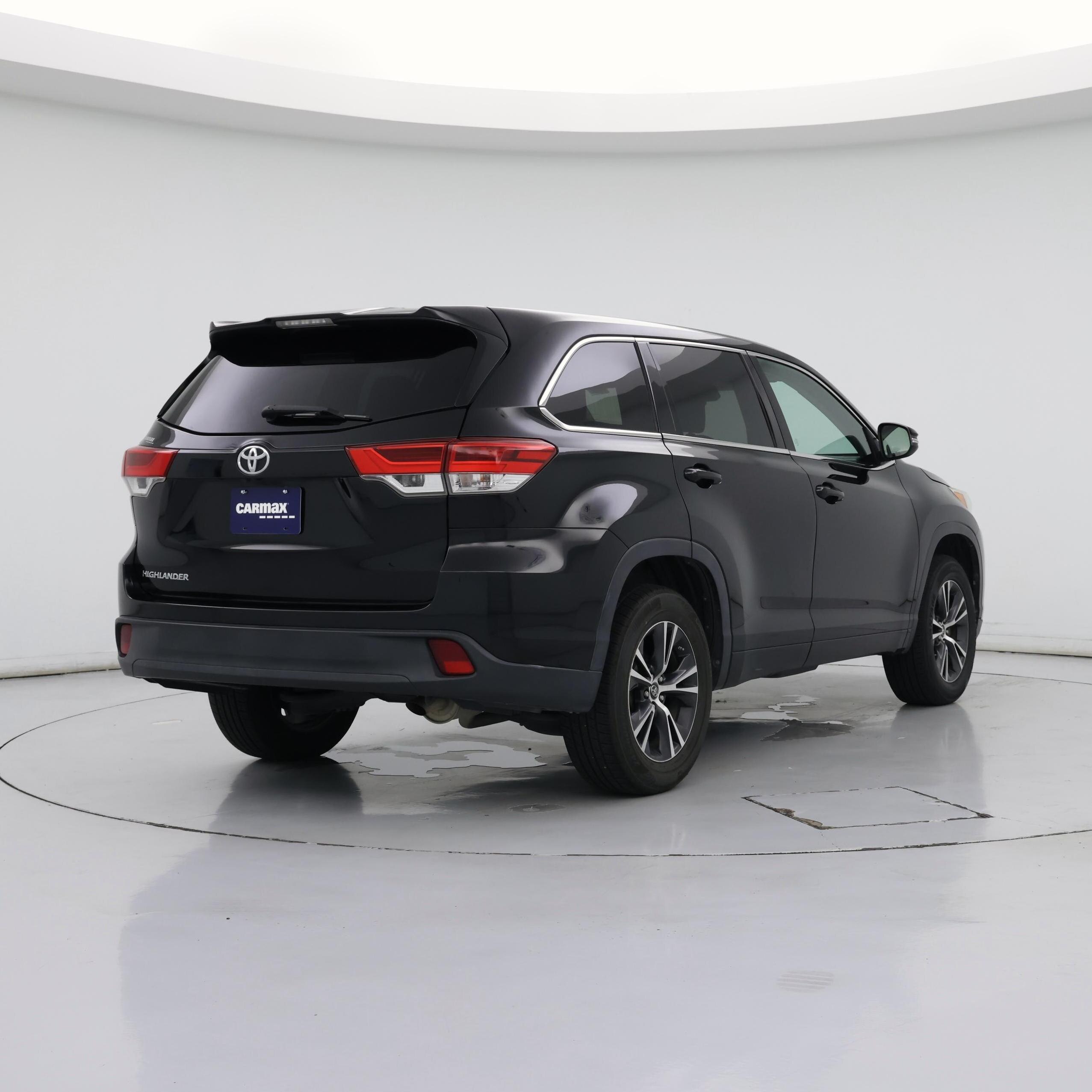 Thumbnail: 2018 Toyota Highlander - 8