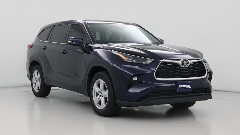 2023 Toyota Highlander LE Hero Image